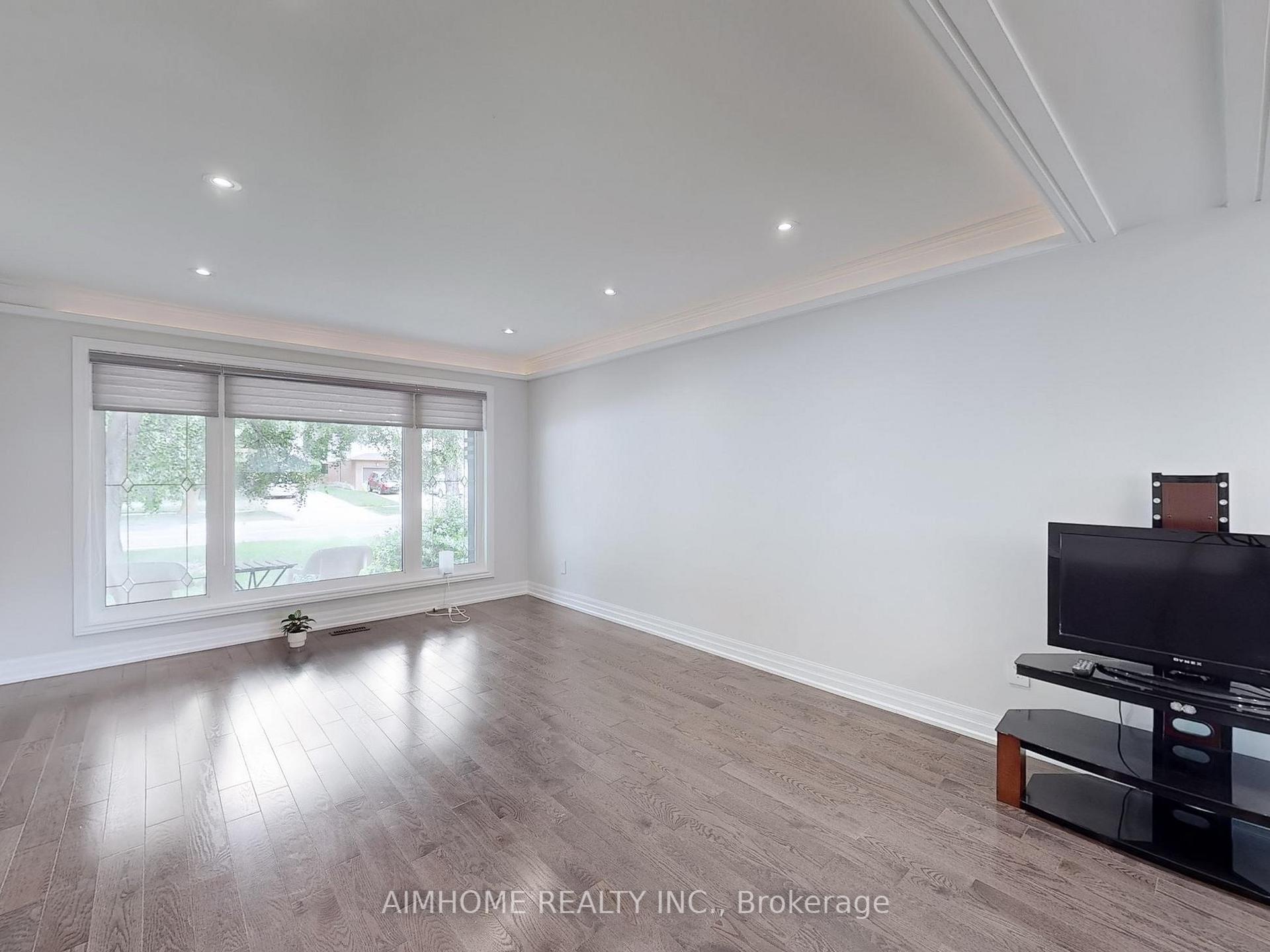 Photo 4 of Unit Main-1, 51 Royal Orchard Boulevard, Markham, Royal Orchard — HOMEH