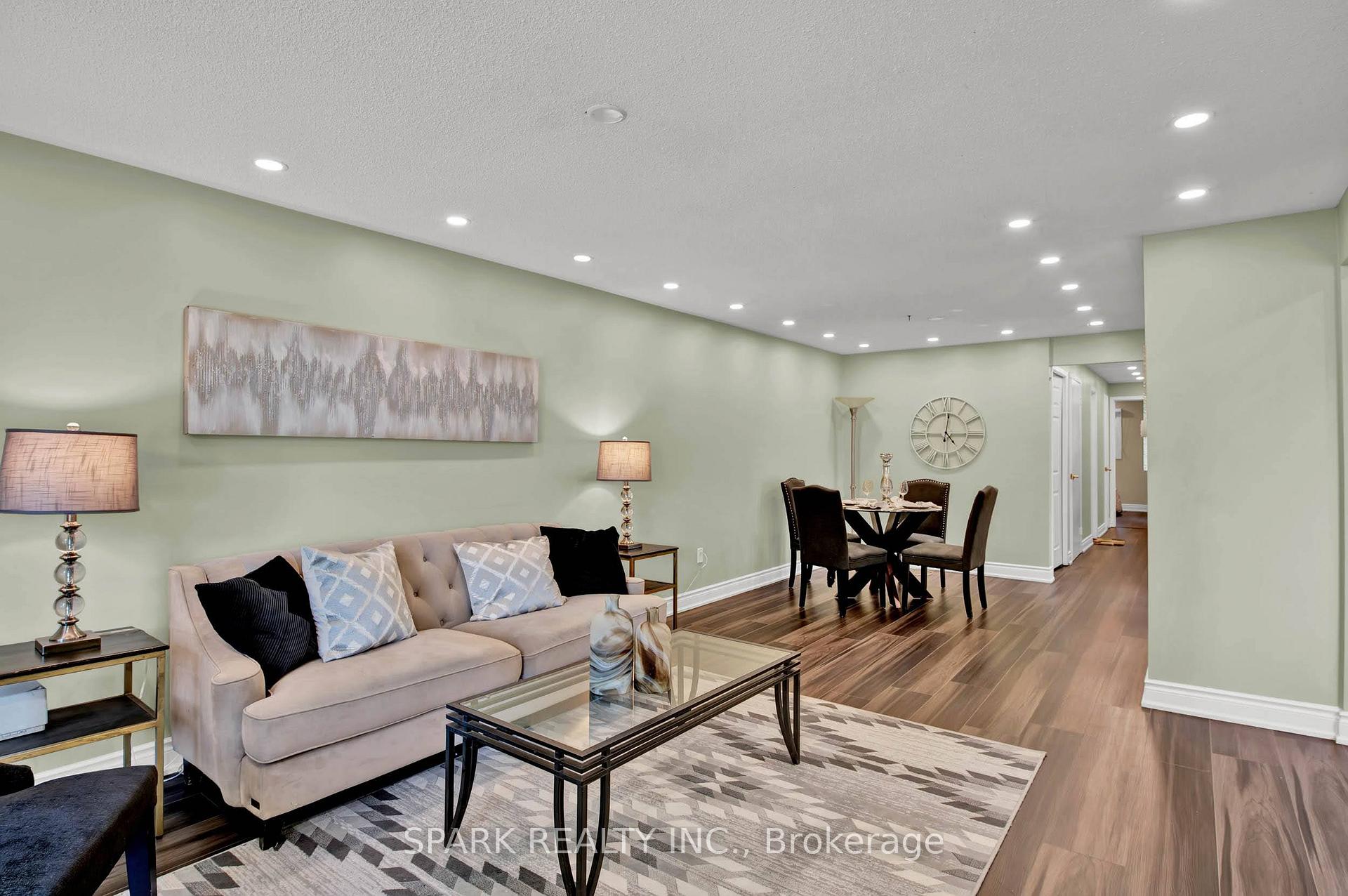 Photo 7 of 65 Dalegrove Drive, Kitchener, Victoria Hills — HOMEH