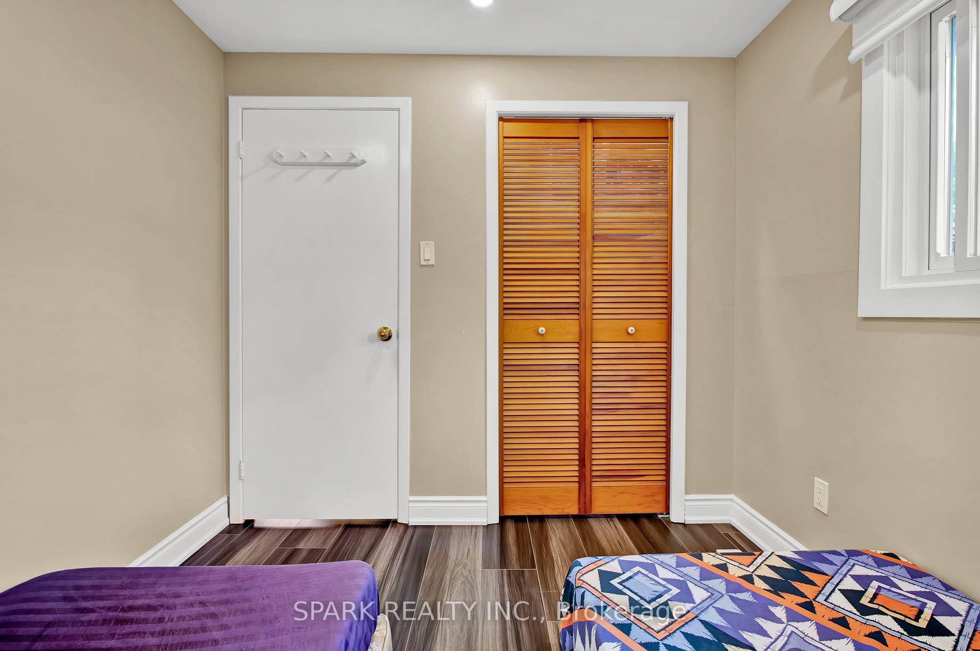 Photo 17 of 65 Dalegrove Drive, Kitchener, Victoria Hills — HOMEH