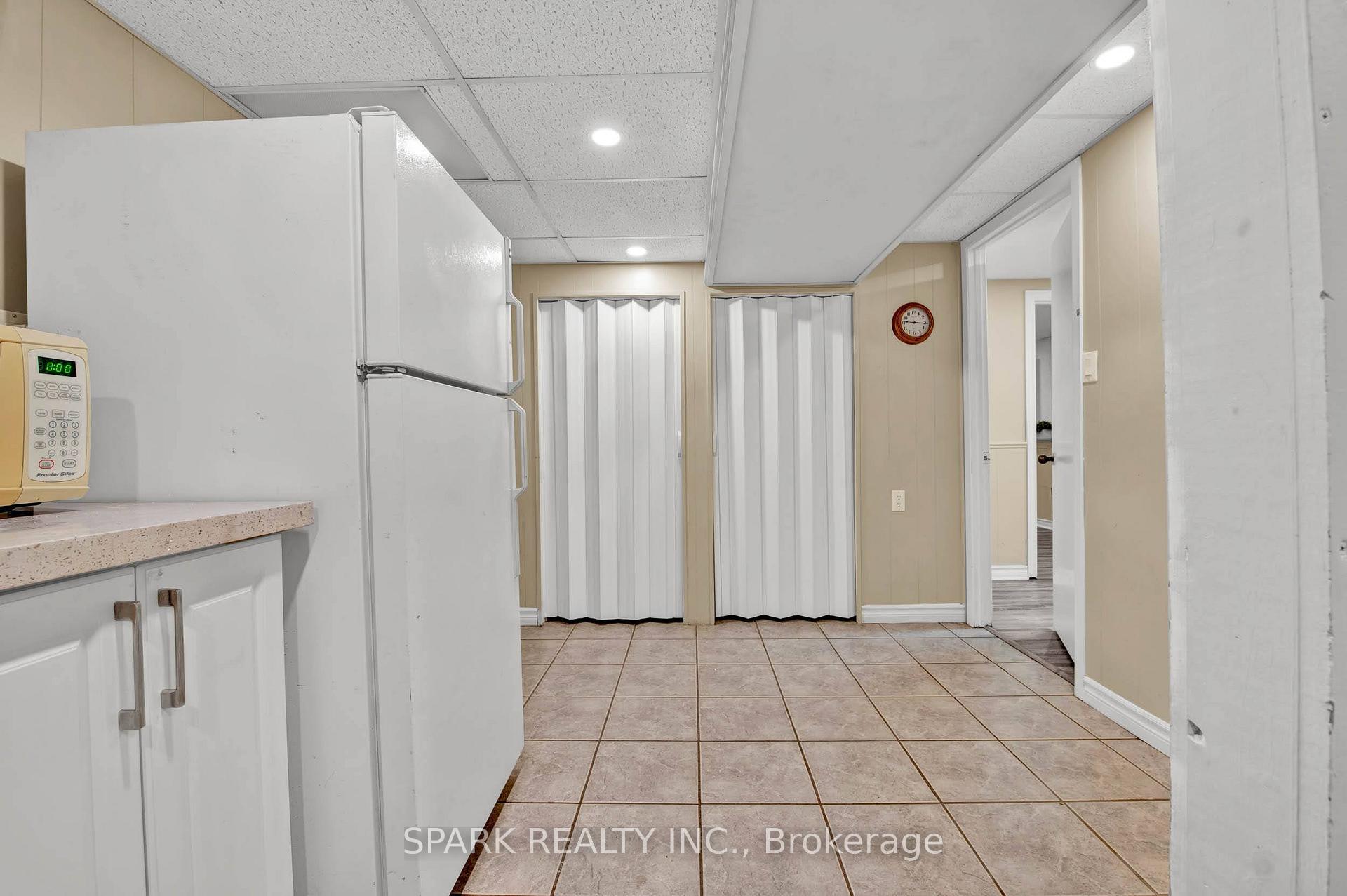Photo 27 of 65 Dalegrove Drive, Kitchener, Victoria Hills — HOMEH