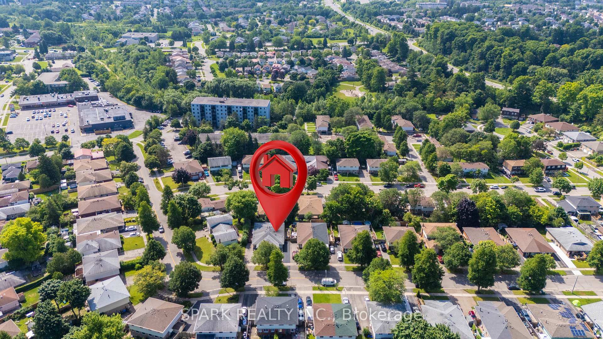 Photo 36 of 65 Dalegrove Drive, Kitchener, Victoria Hills — HOMEH