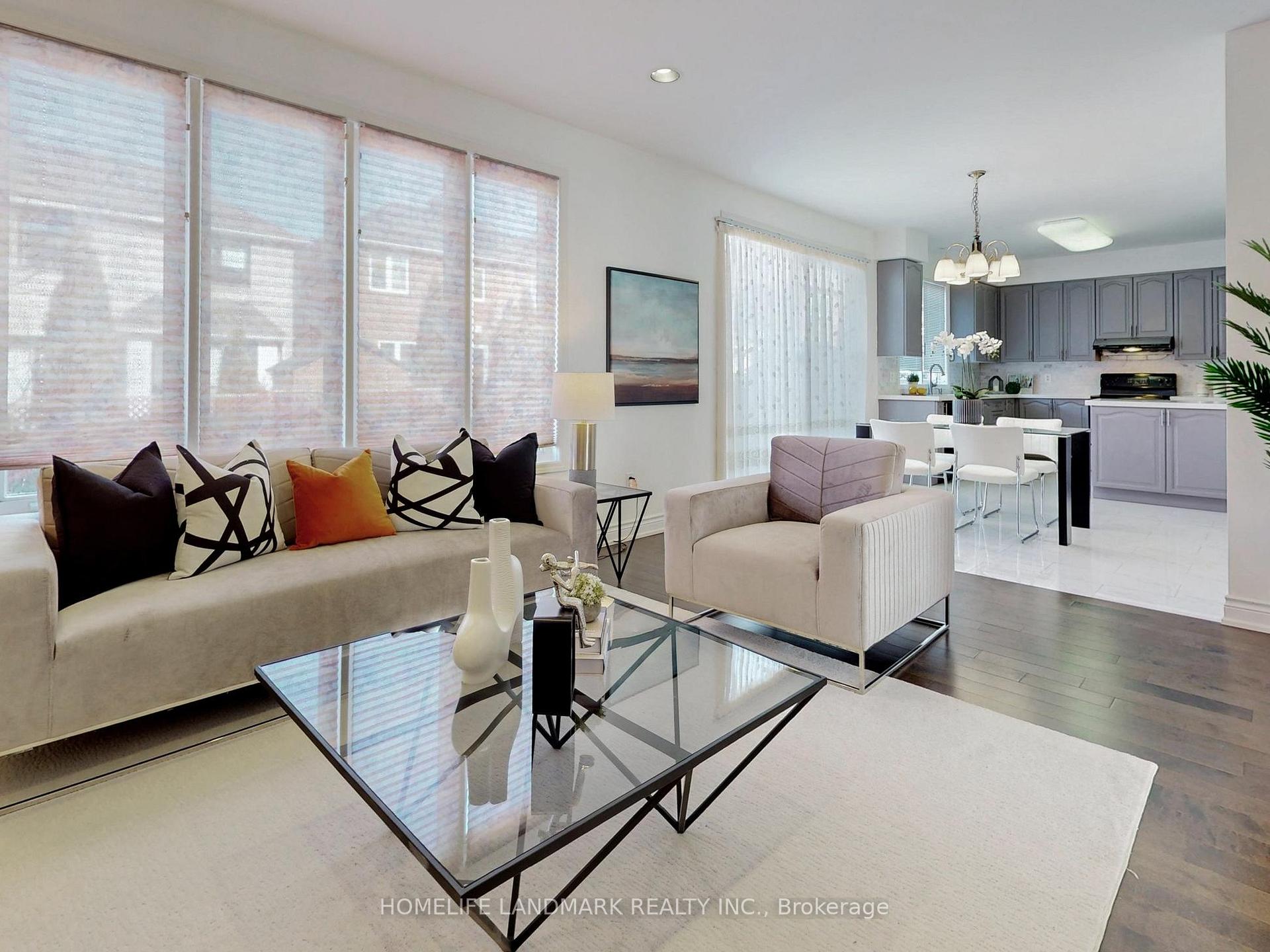 Photo 8 of 6 Saxony Drive, Markham, Berczy — HOMEH