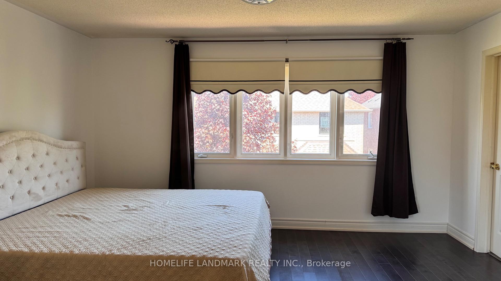 Photo 15 of 6 Saxony Drive, Markham, Berczy — HOMEH