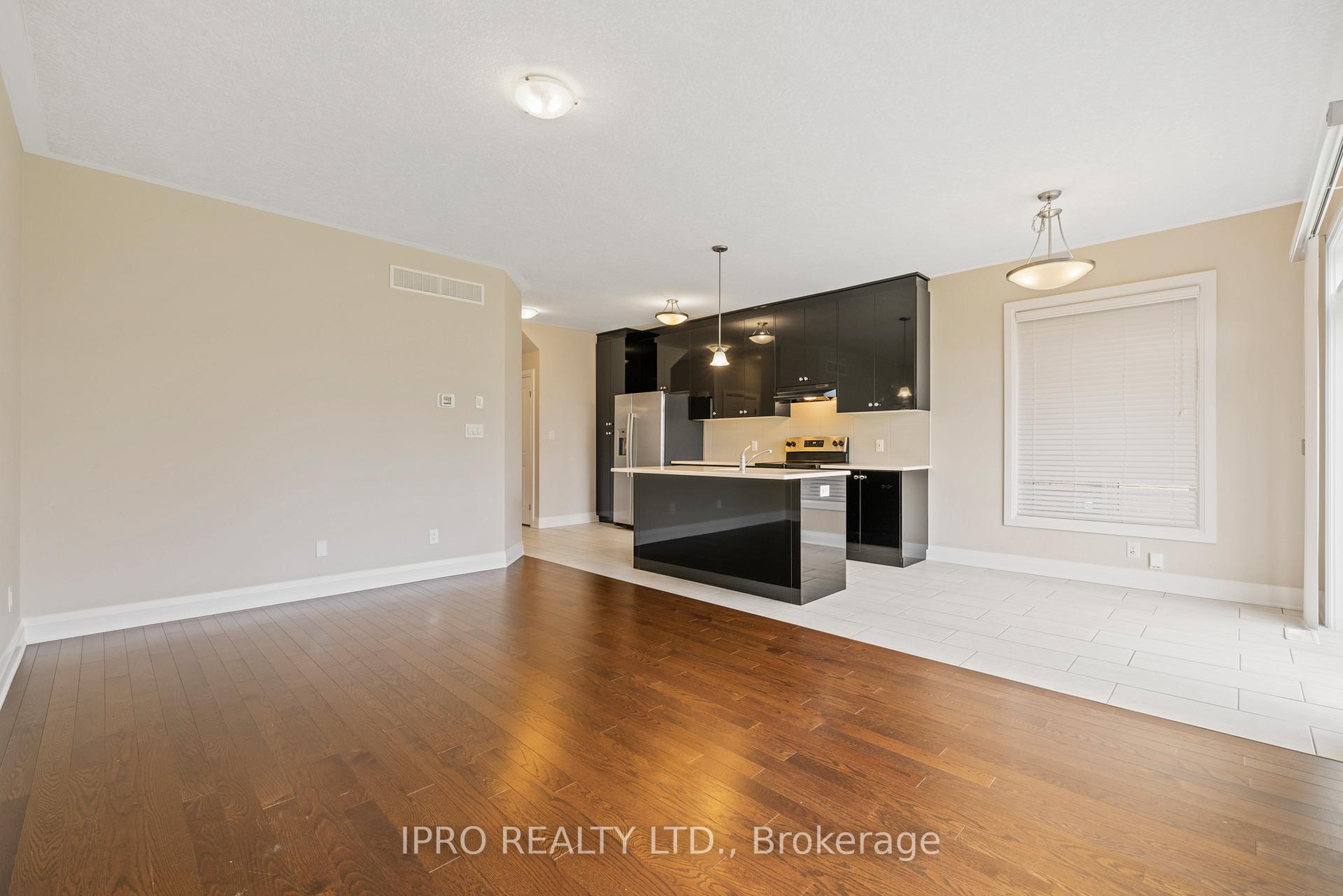 Photo 8 of 208 Woodbine Avenue, Kitchener — HOMEH