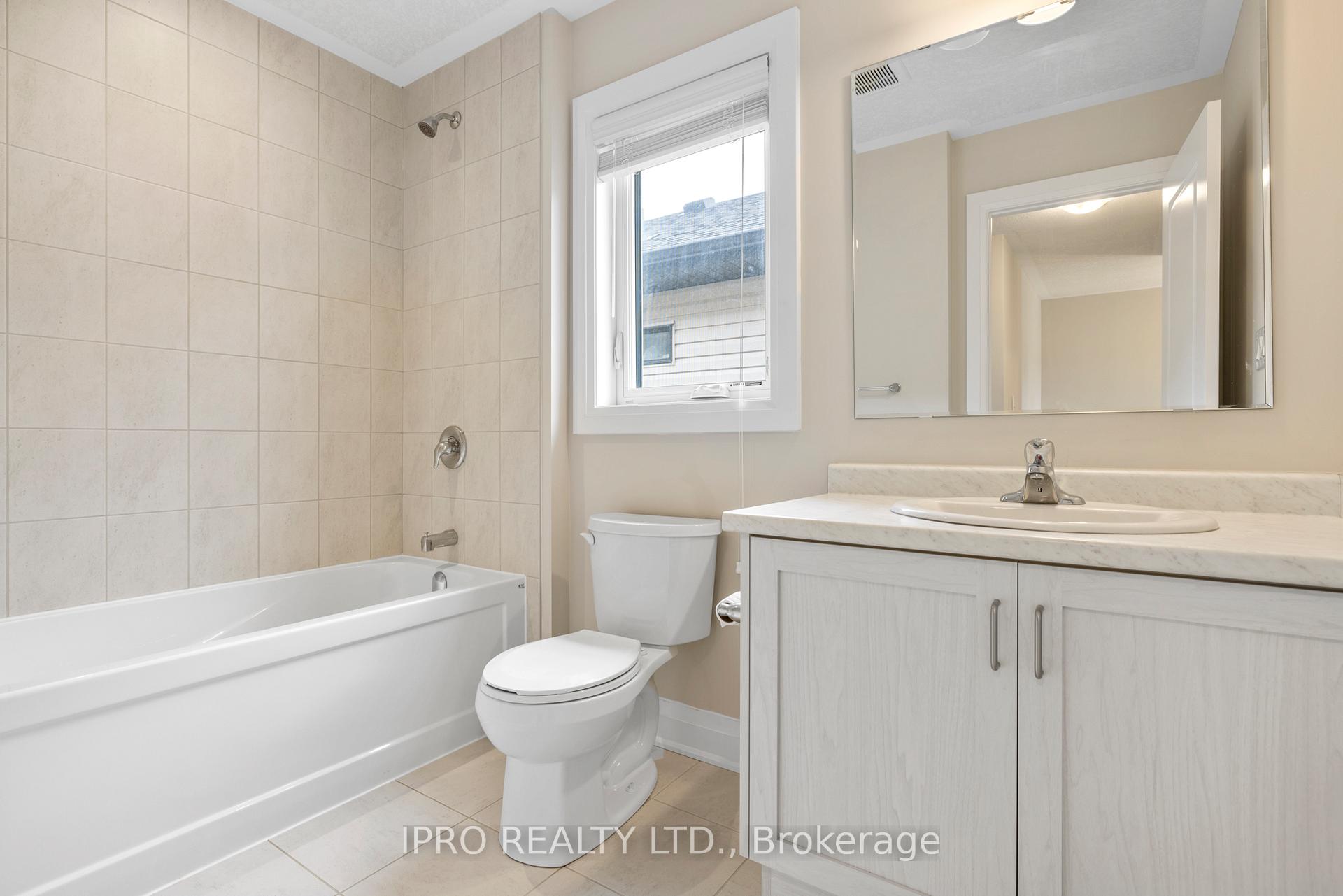 Photo 13 of 208 Woodbine Avenue, Kitchener — HOMEH