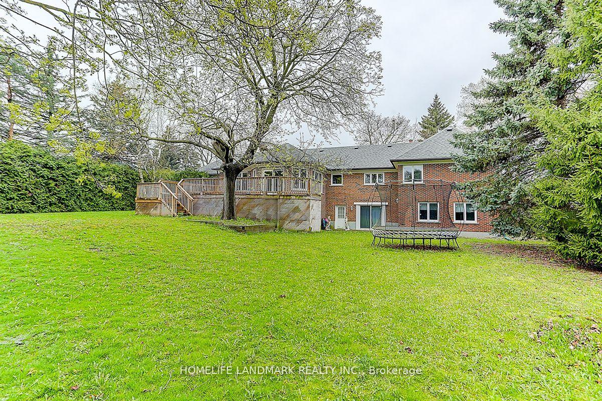 Photo 3 of 25 Oakcrest Avenue, Markham, Village Green-South Unionville — HOMEH
