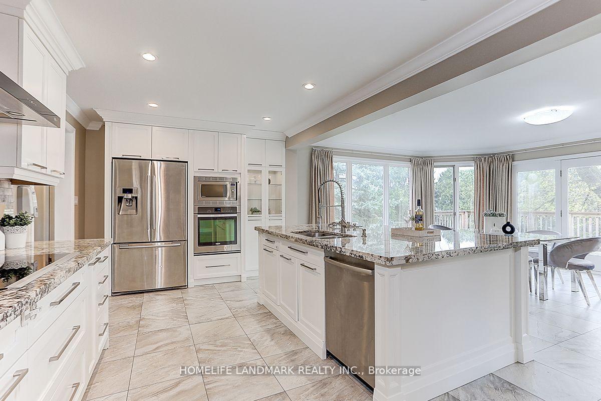 Photo 10 of 25 Oakcrest Avenue, Markham, Village Green-South Unionville — HOMEH
