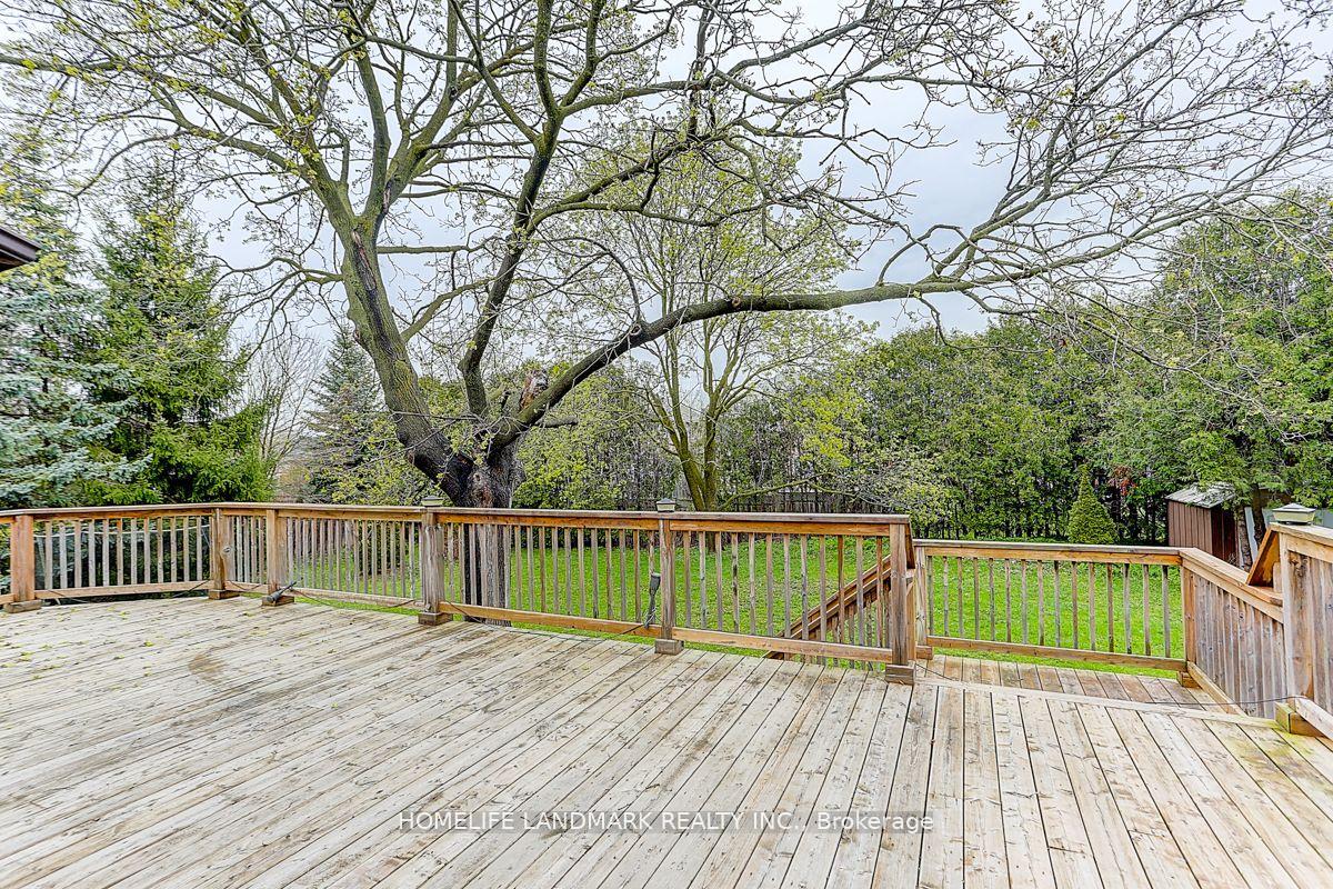 Photo 17 of 25 Oakcrest Avenue, Markham, Village Green-South Unionville — HOMEH