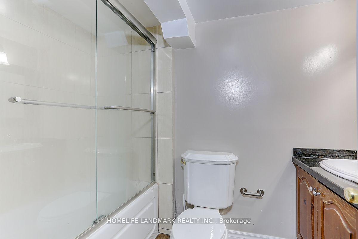 Photo 35 of 25 Oakcrest Avenue, Markham, Village Green-South Unionville — HOMEH