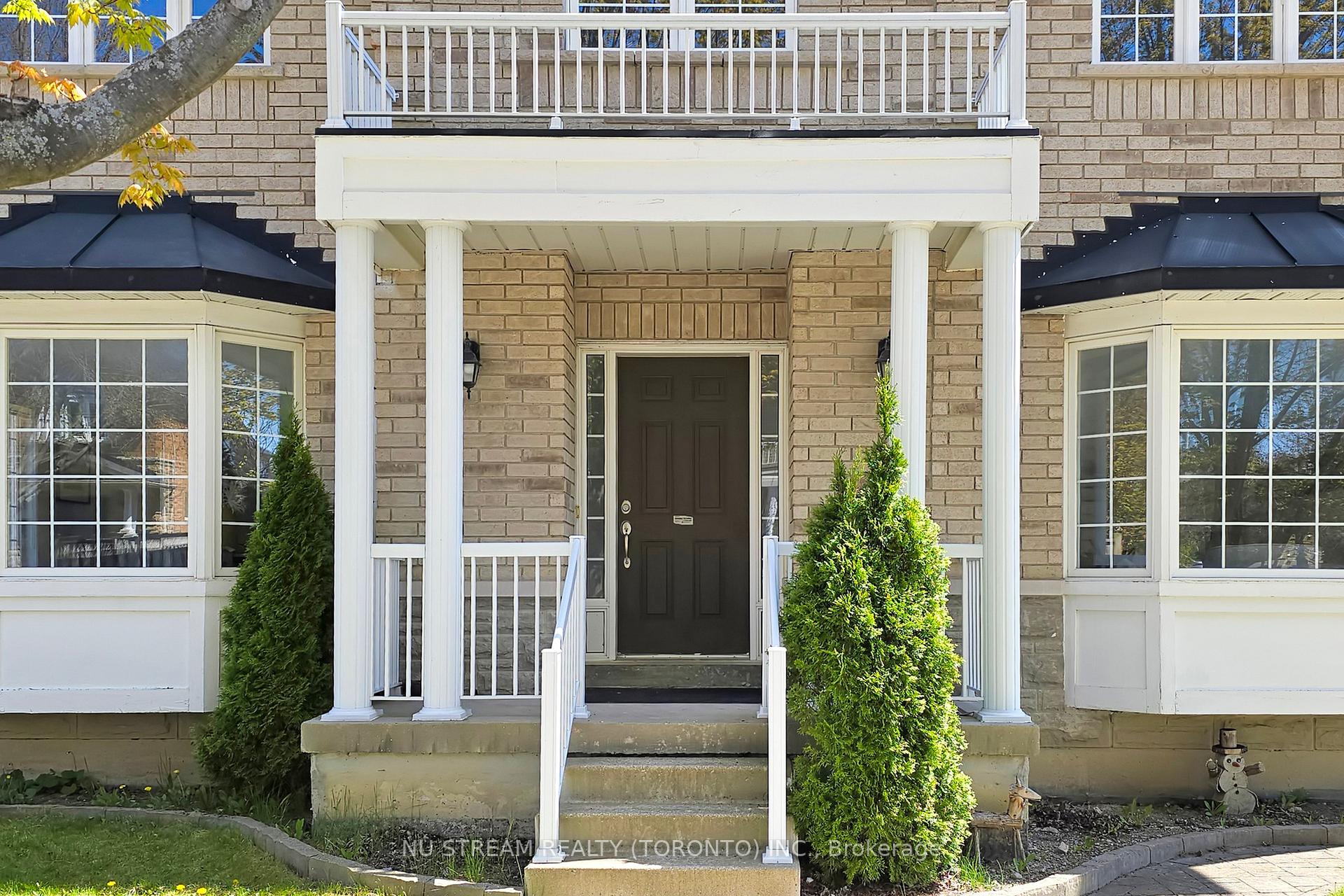 Photo 5 of 112 Gable Avenue, Markham, Berczy — HOMEH