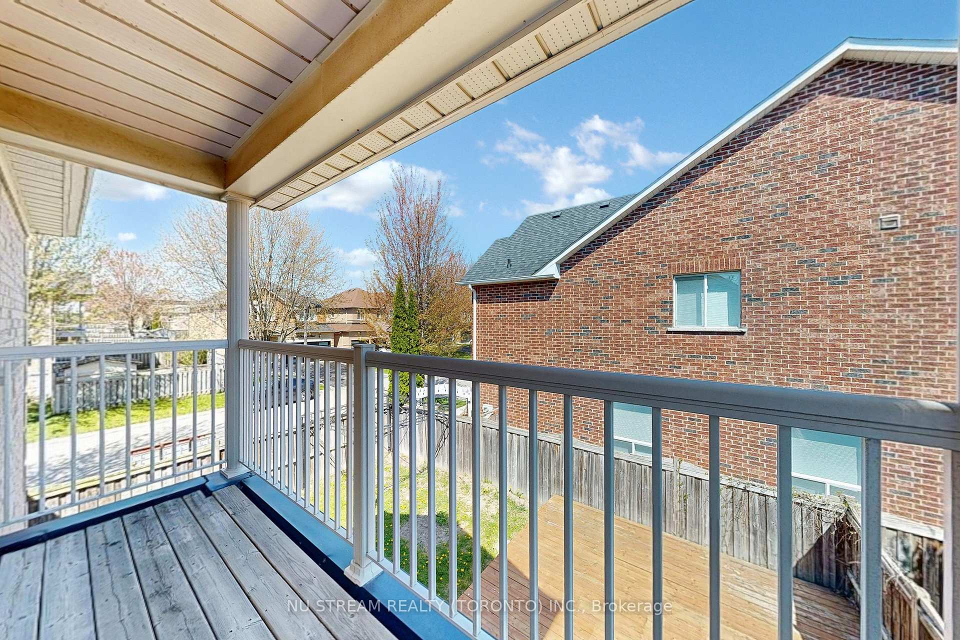 Photo 35 of 112 Gable Avenue, Markham, Berczy — HOMEH