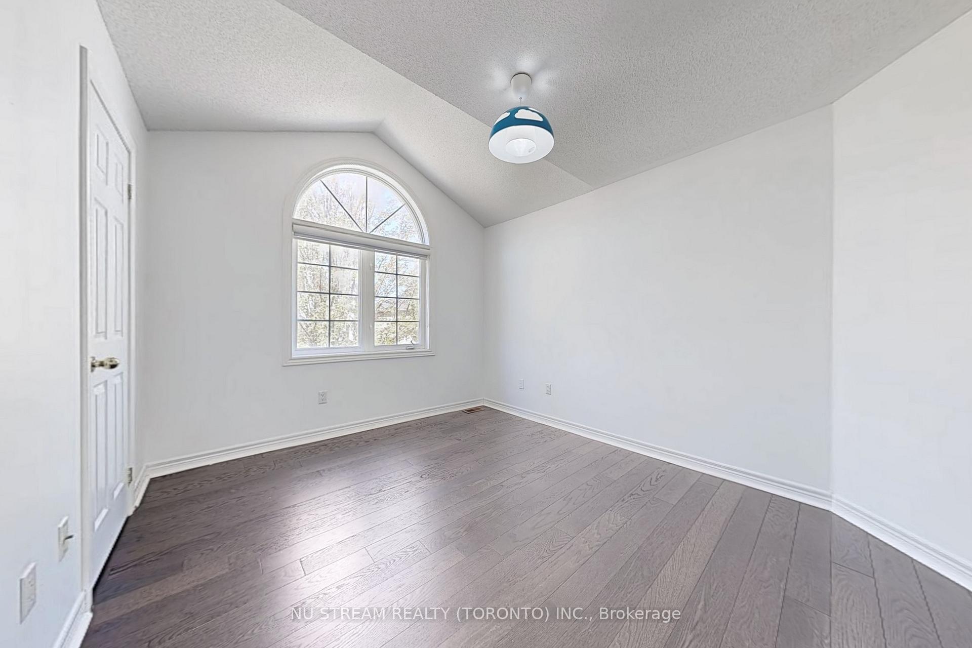 Photo 38 of 112 Gable Avenue, Markham, Berczy — HOMEH