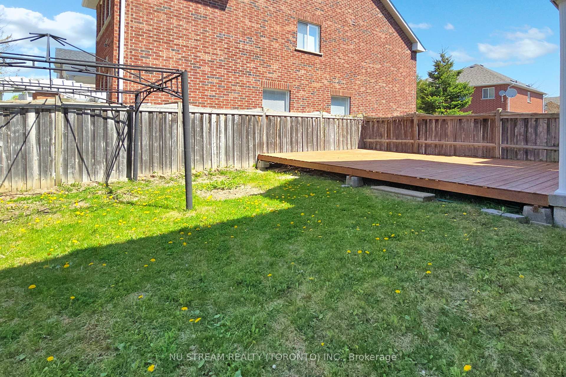 Photo 49 of 112 Gable Avenue, Markham, Berczy — HOMEH