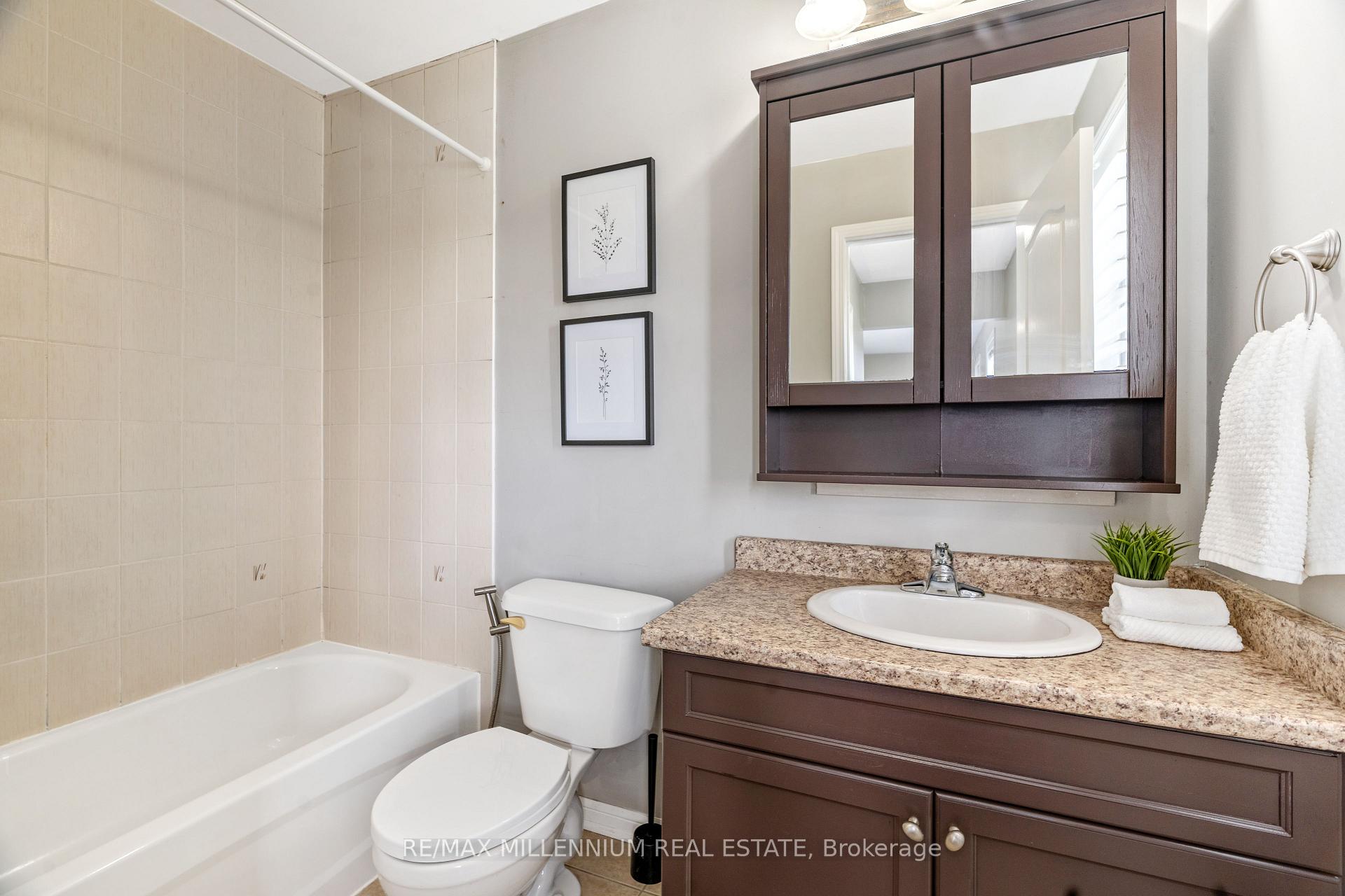 Photo 14 of 676 Snider Terrace, Milton, Coates — HOMEH