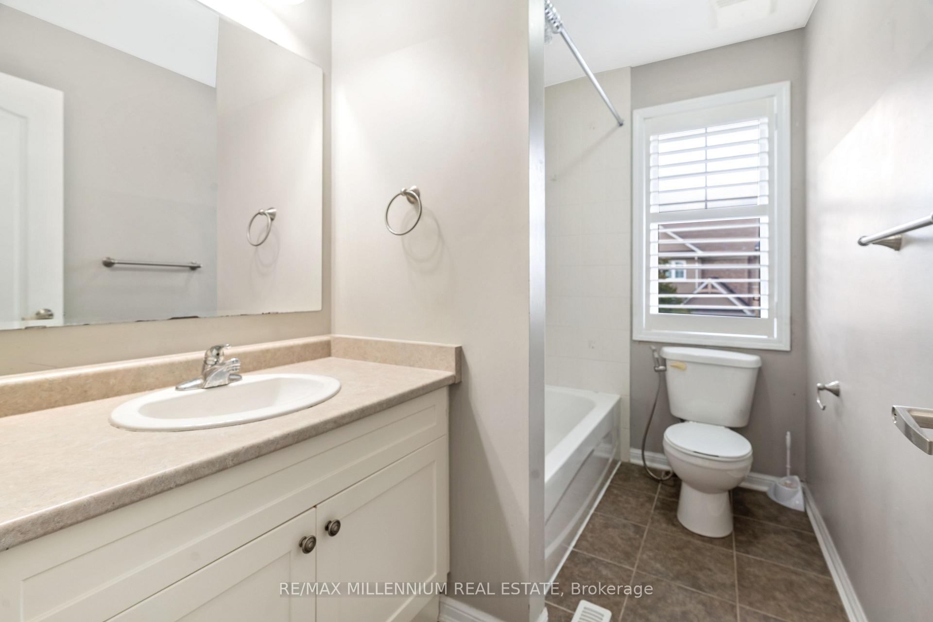 Photo 17 of 676 Snider Terrace, Milton, Coates — HOMEH