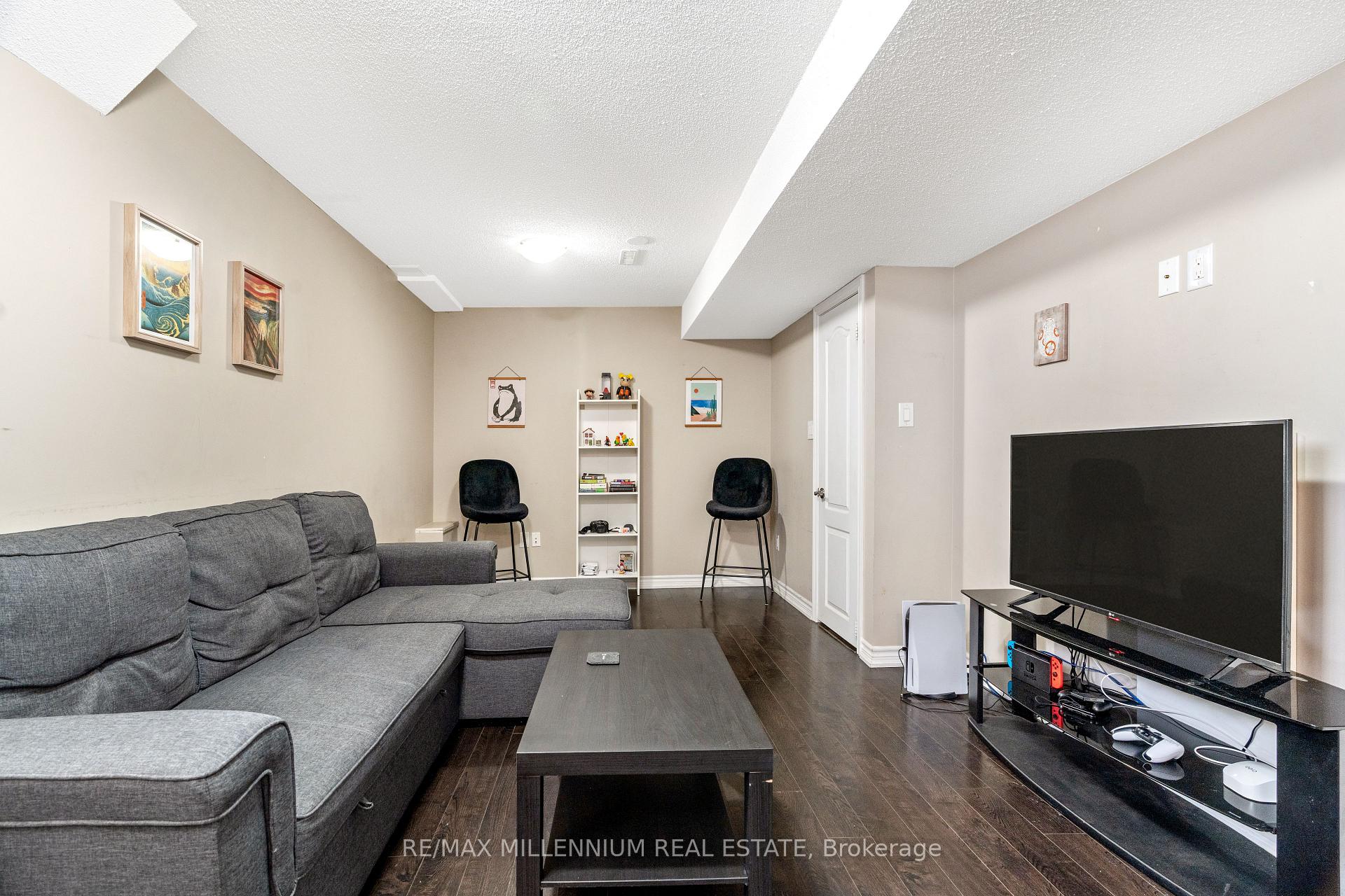Photo 23 of 676 Snider Terrace, Milton, Coates — HOMEH