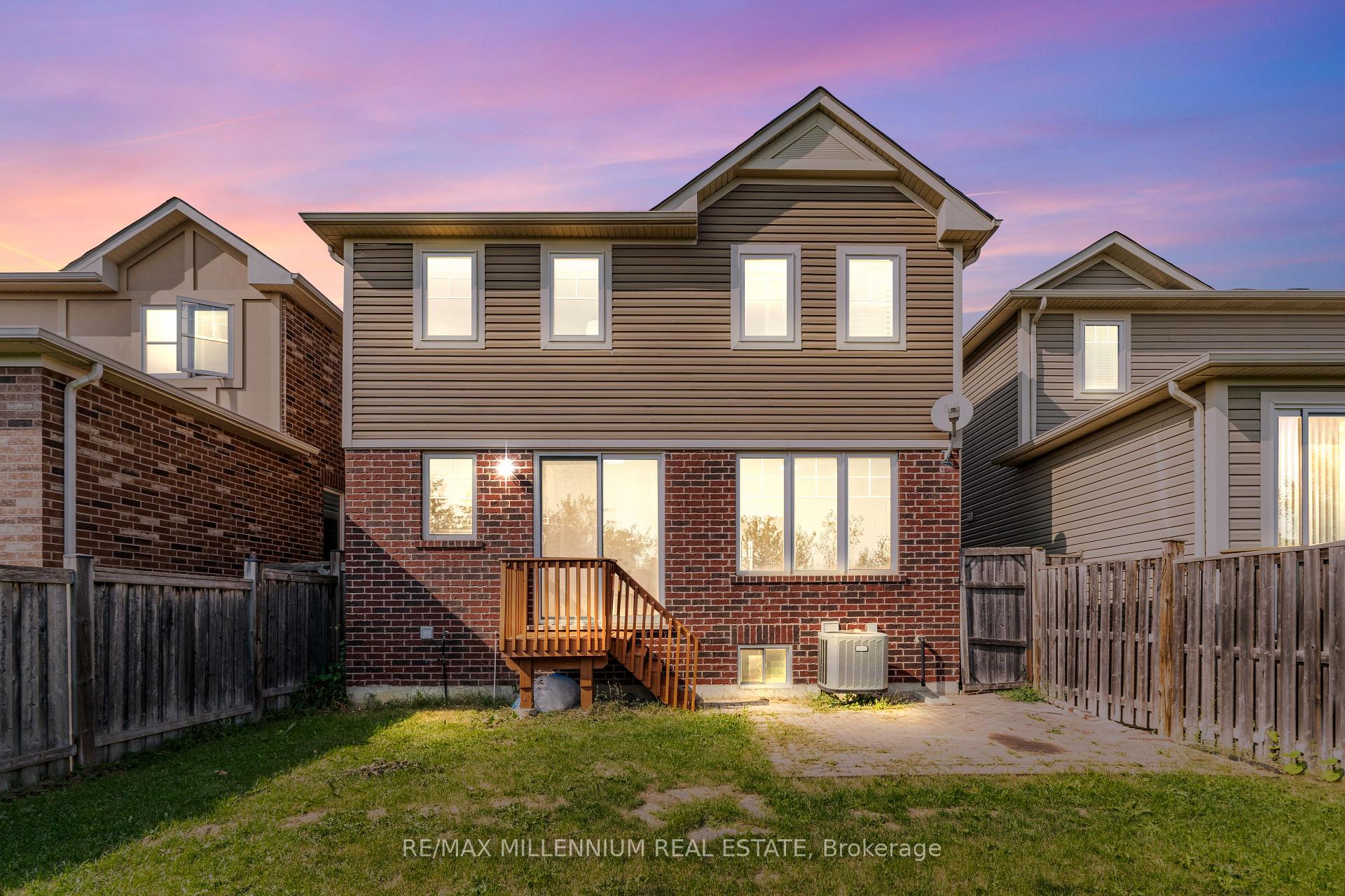 Photo 27 of 676 Snider Terrace, Milton, Coates — HOMEH