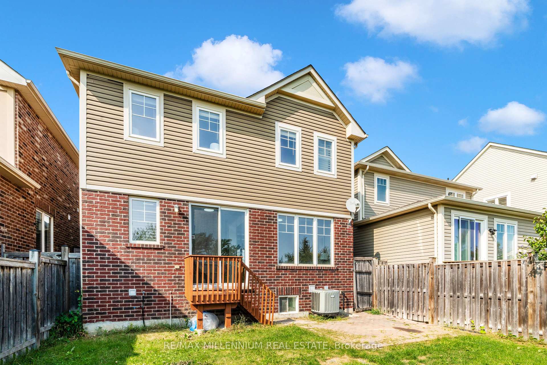 Photo 28 of 676 Snider Terrace, Milton, Coates — HOMEH