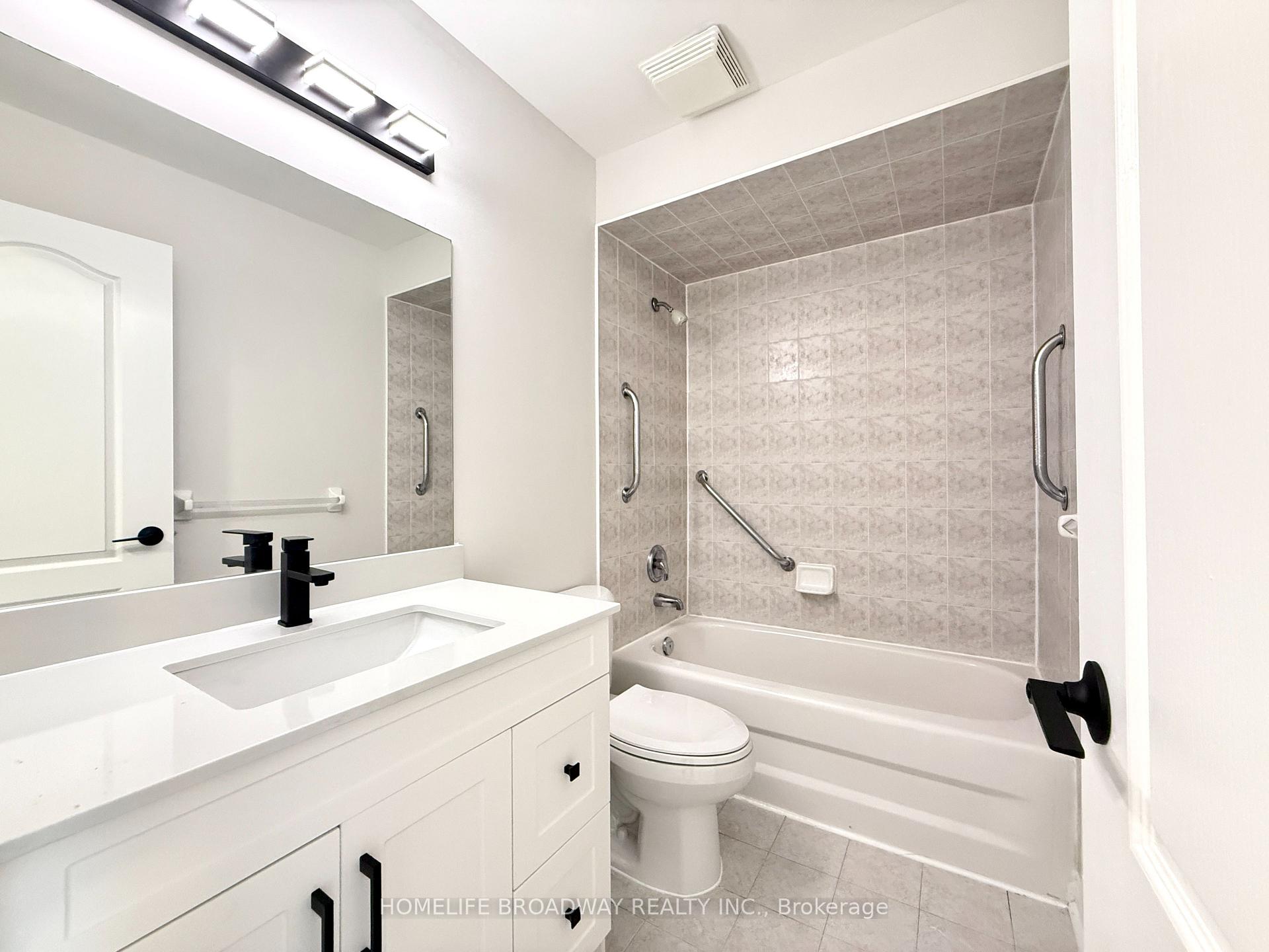 Photo 17 of 31 Park Common Boulevard, Markham, Commerce Valley — HOMEH