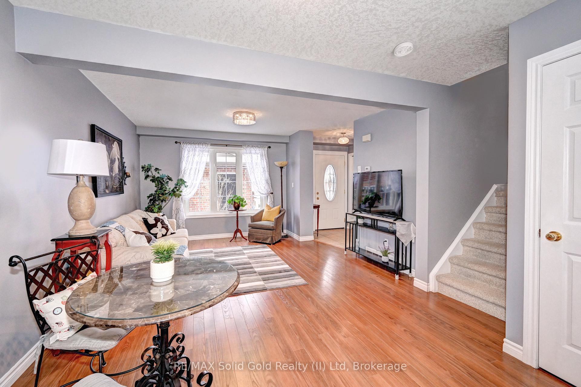 Photo 8 of 85 Ralgreen Crescent, Kitchener — HOMEH