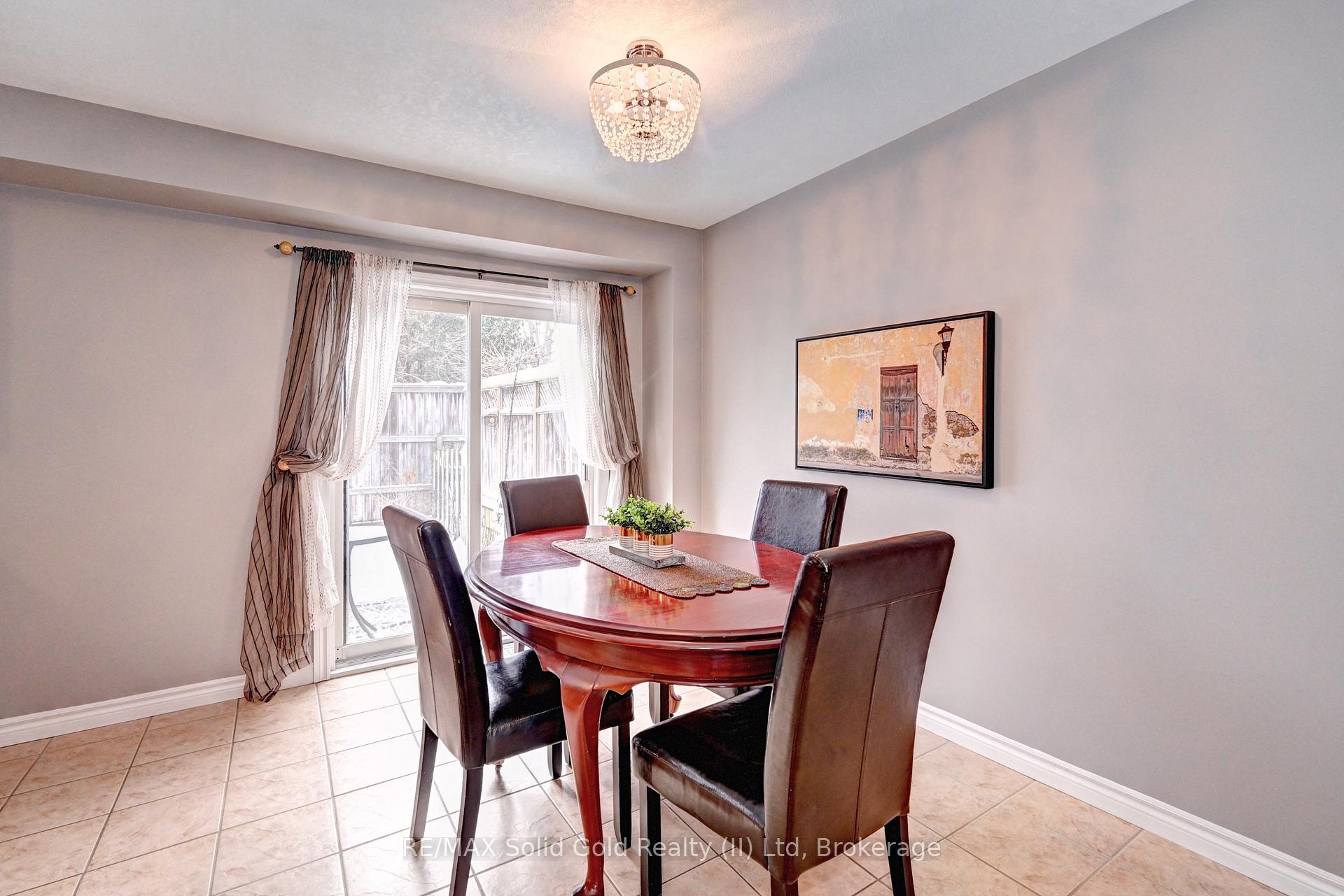 Photo 11 of 85 Ralgreen Crescent, Kitchener — HOMEH