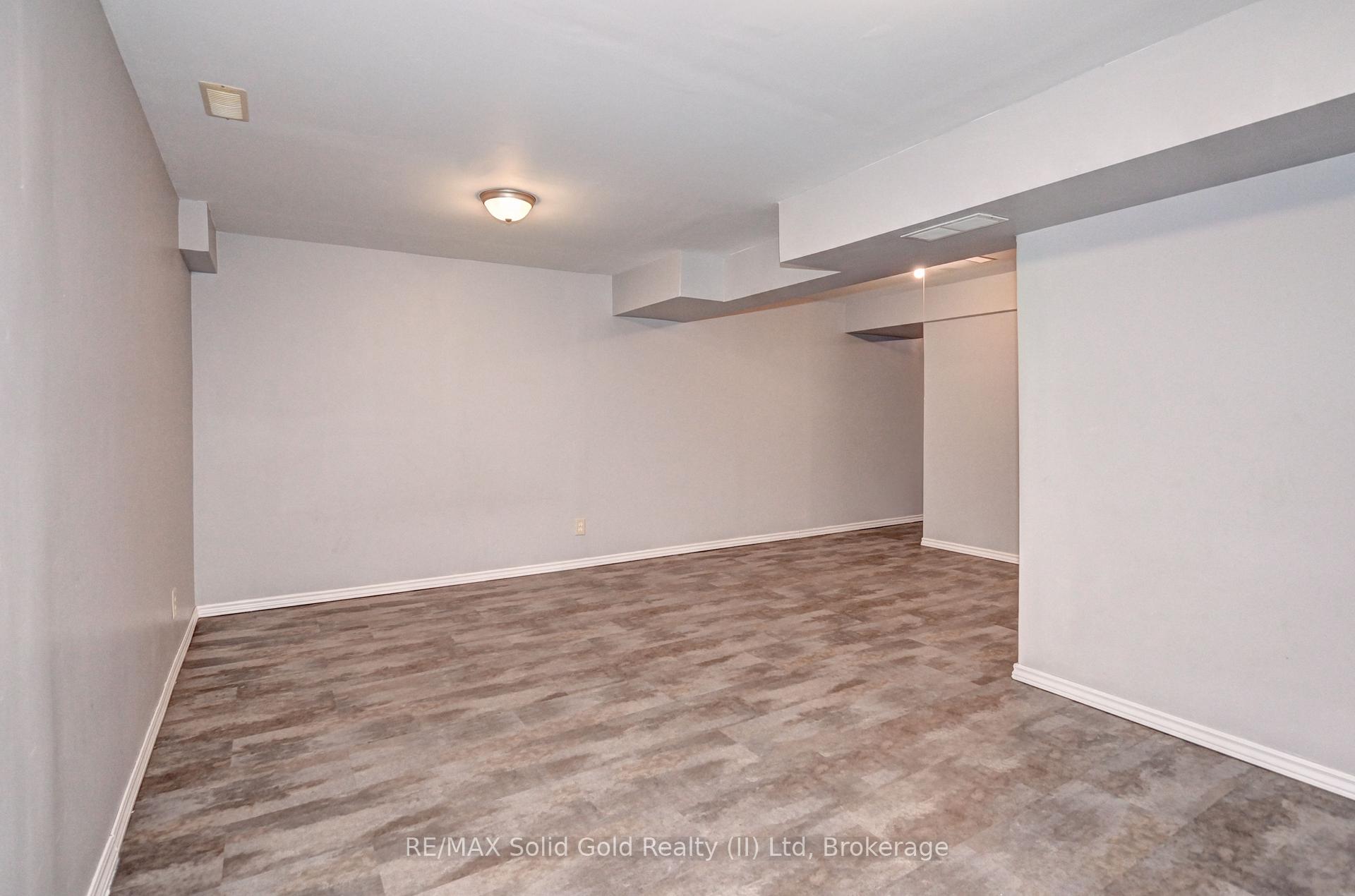 Photo 32 of 85 Ralgreen Crescent, Kitchener — HOMEH