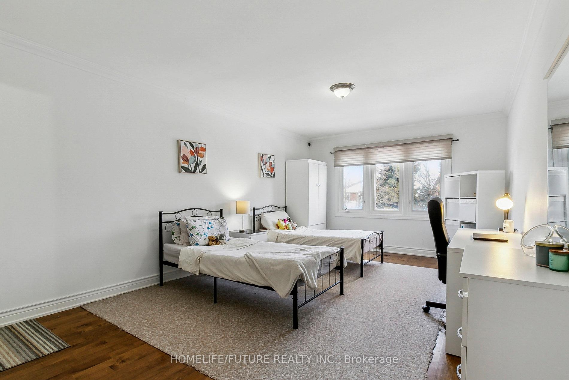 Photo 30 of 44 Norman Ross Drive, Markham, Middlefield — HOMEH