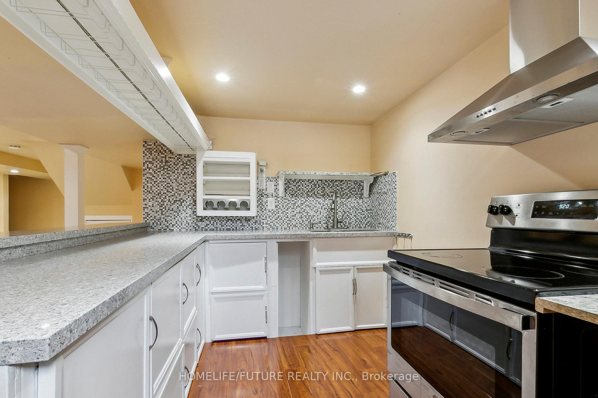 Photo 43 of 44 Norman Ross Drive, Markham, Middlefield — HOMEH