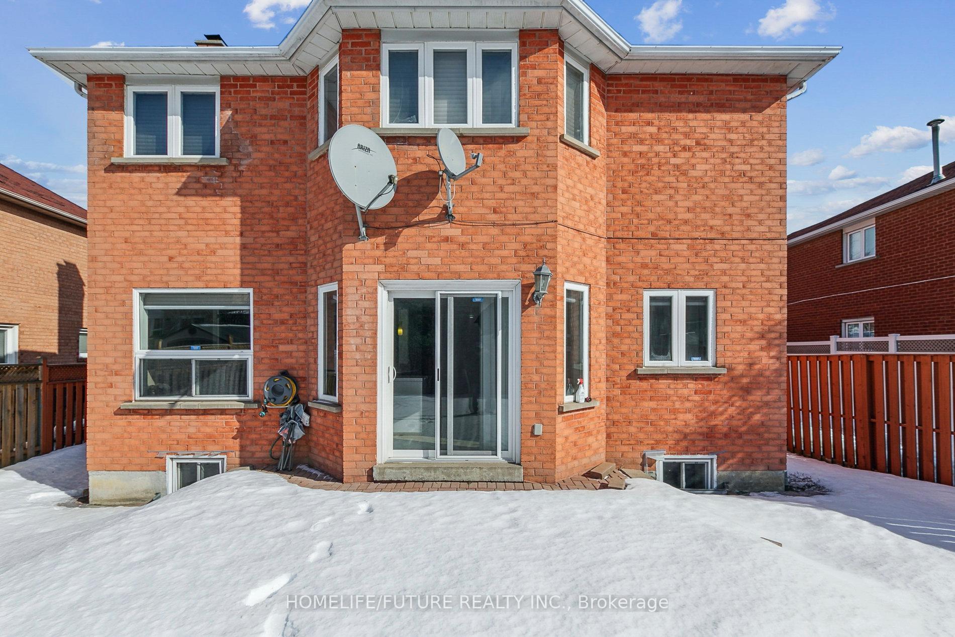 Photo 50 of 44 Norman Ross Drive, Markham, Middlefield — HOMEH