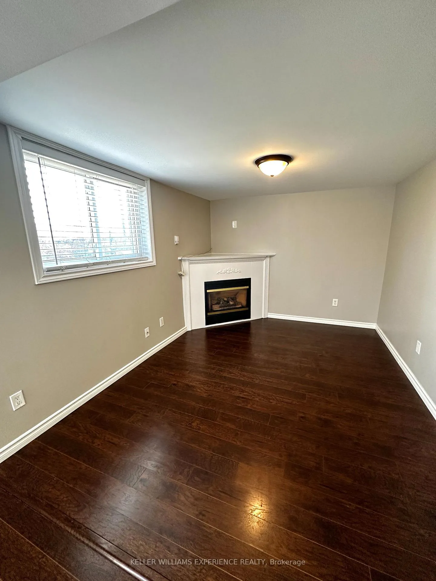 Photo 4 of Unit Lower, 33 Daphne Crescent, Barrie, Cundles East — HOMEH