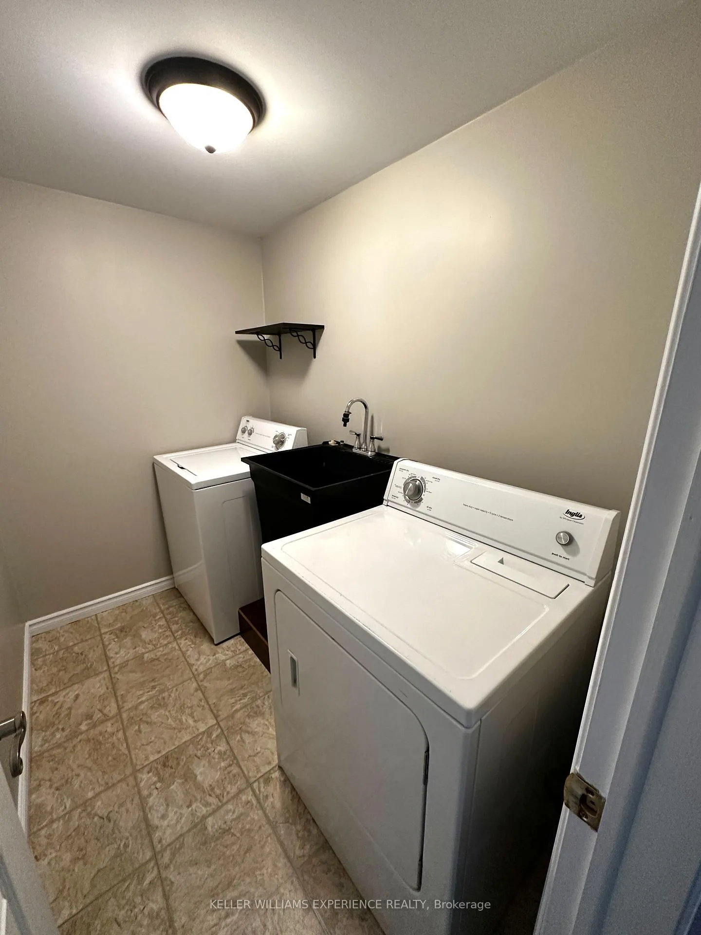 Photo 12 of Unit Lower, 33 Daphne Crescent, Barrie, Cundles East — HOMEH