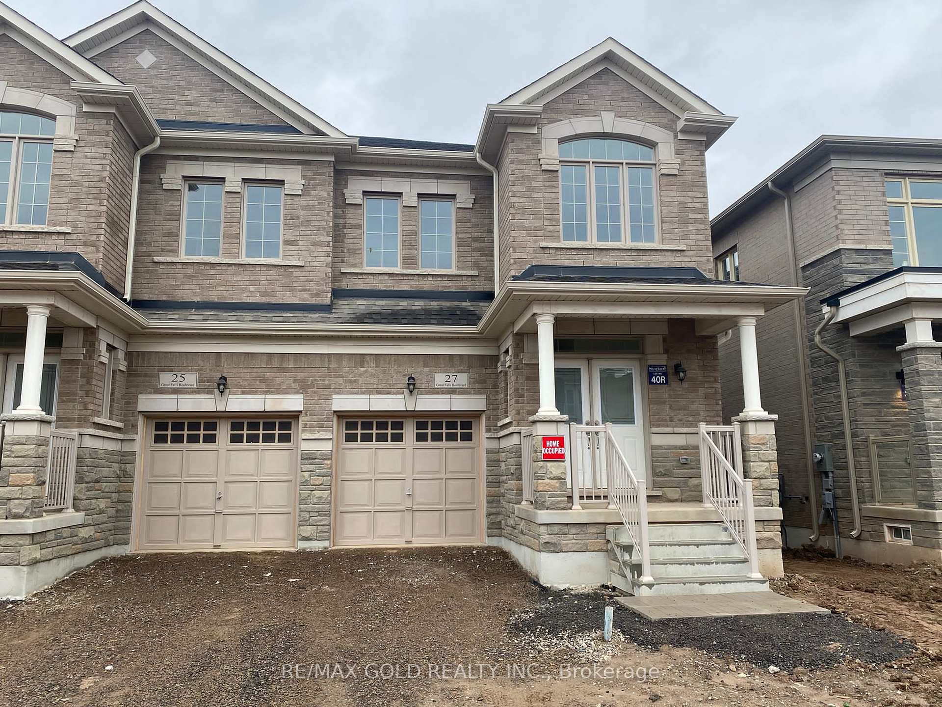 Photo 1 of 27 Great Falls Boulevard, Hamilton, Waterdown — HOMEH