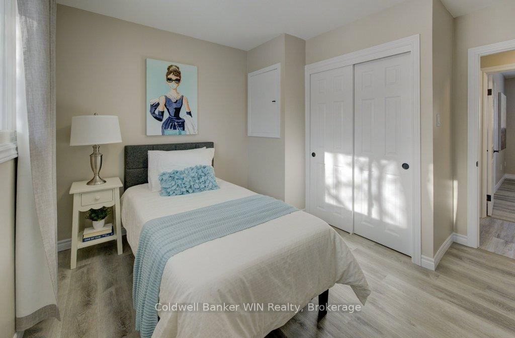 Photo 18 of 60 Gilmour Crescent, Kitchener — HOMEH