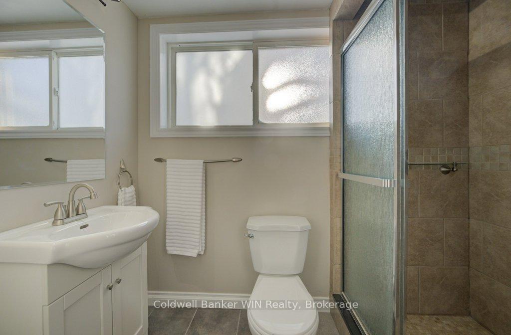 Photo 27 of 60 Gilmour Crescent, Kitchener — HOMEH