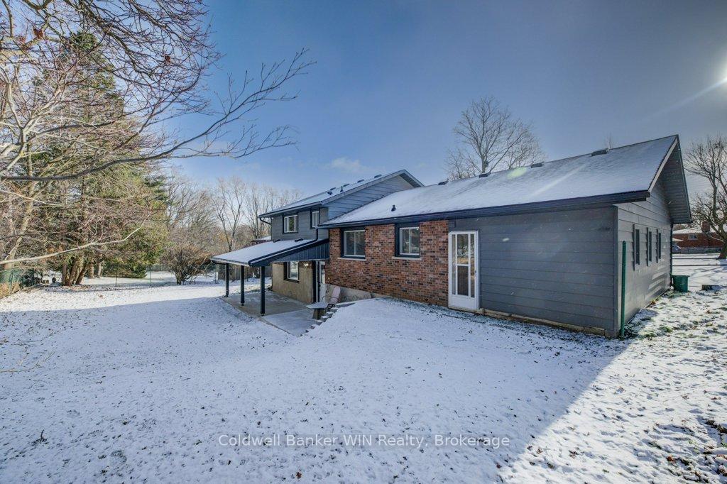 Photo 33 of 60 Gilmour Crescent, Kitchener — HOMEH