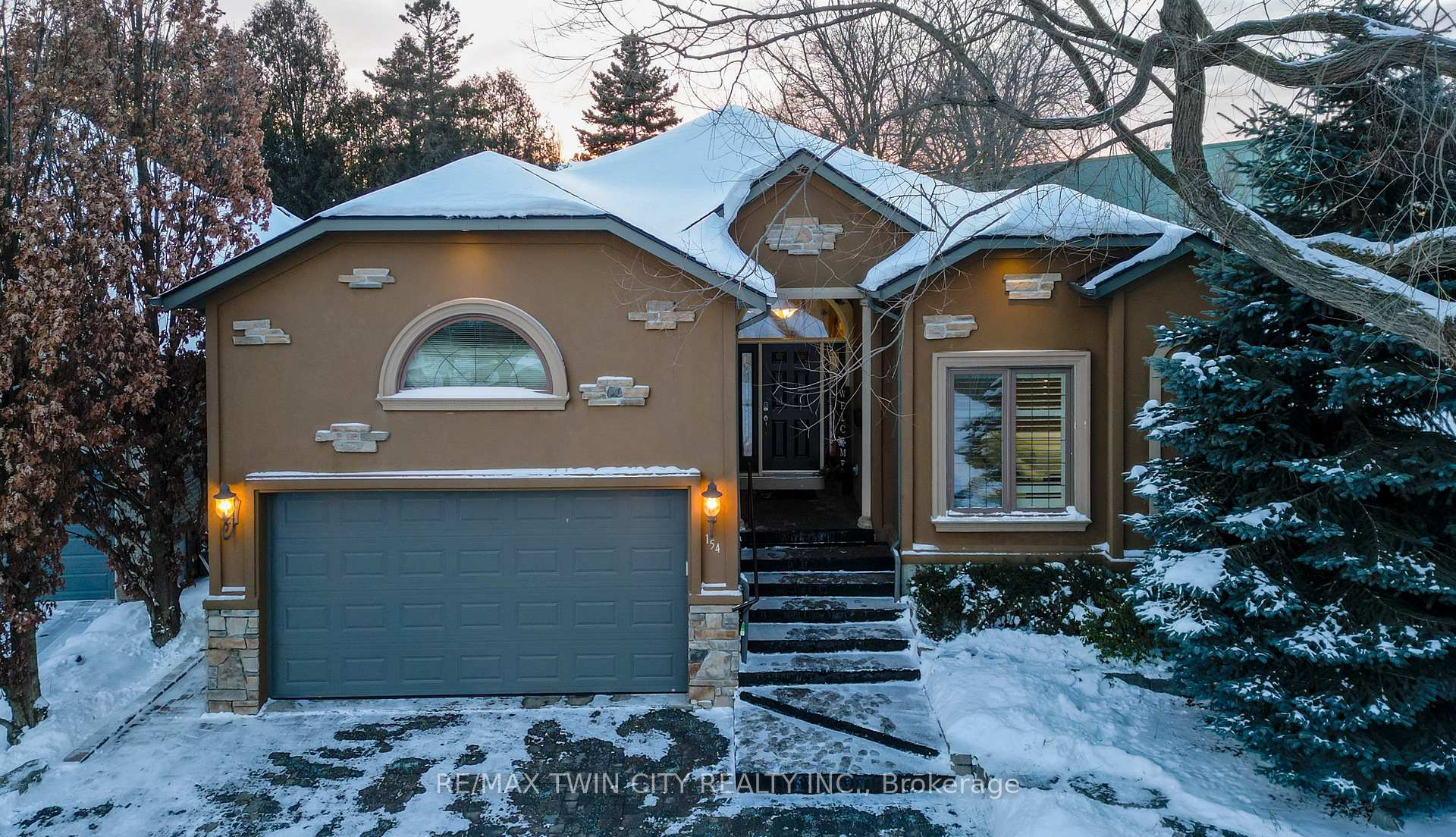 Photo 1 of 154 Forfar Avenue, Kitchener — HOMEH