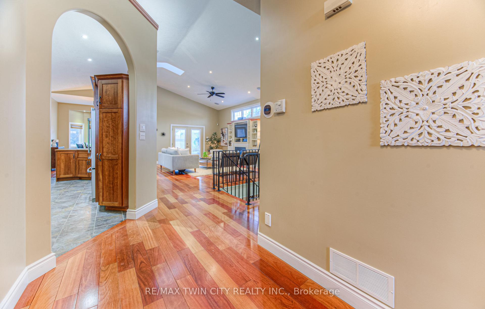 Photo 7 of 154 Forfar Avenue, Kitchener — HOMEH