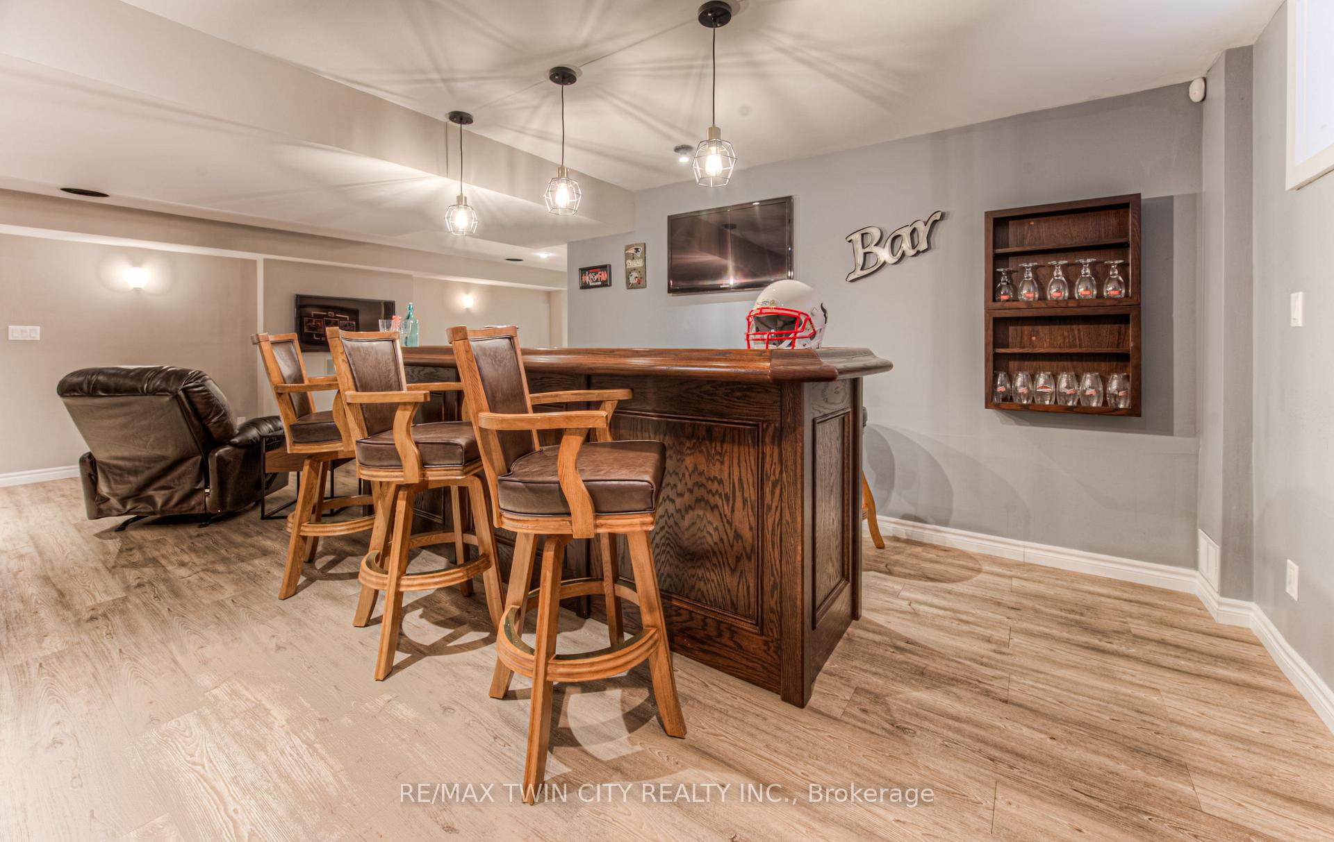 Photo 26 of 154 Forfar Avenue, Kitchener — HOMEH