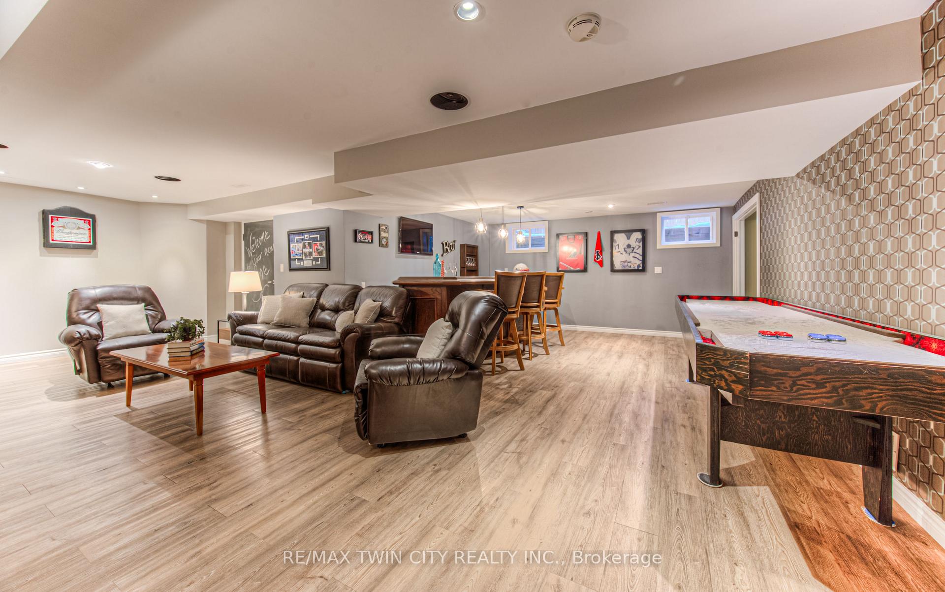 Photo 27 of 154 Forfar Avenue, Kitchener — HOMEH