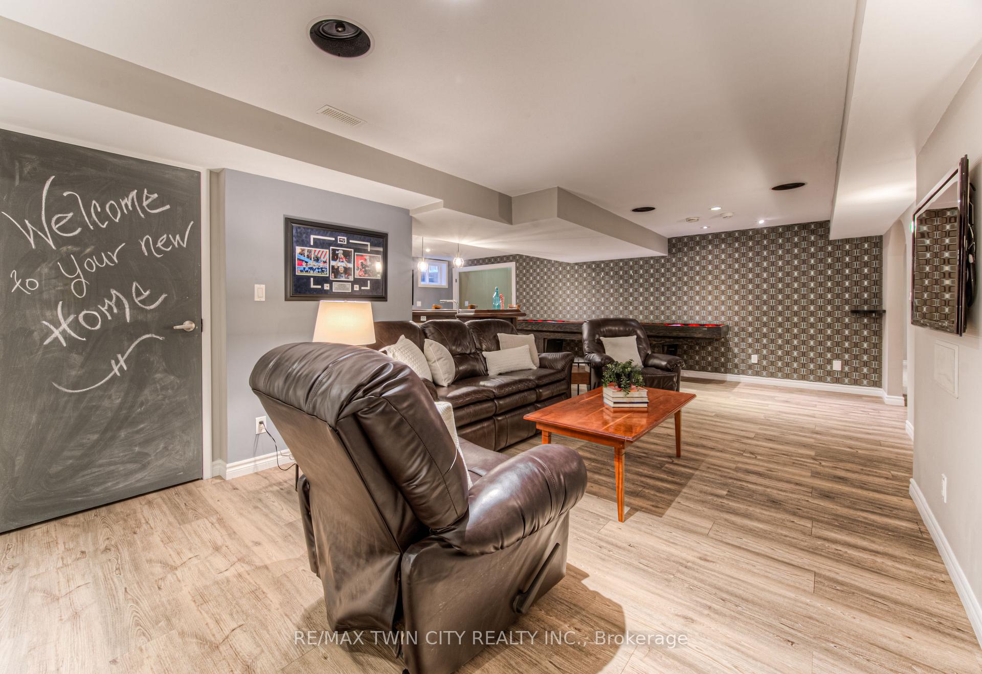 Photo 28 of 154 Forfar Avenue, Kitchener — HOMEH