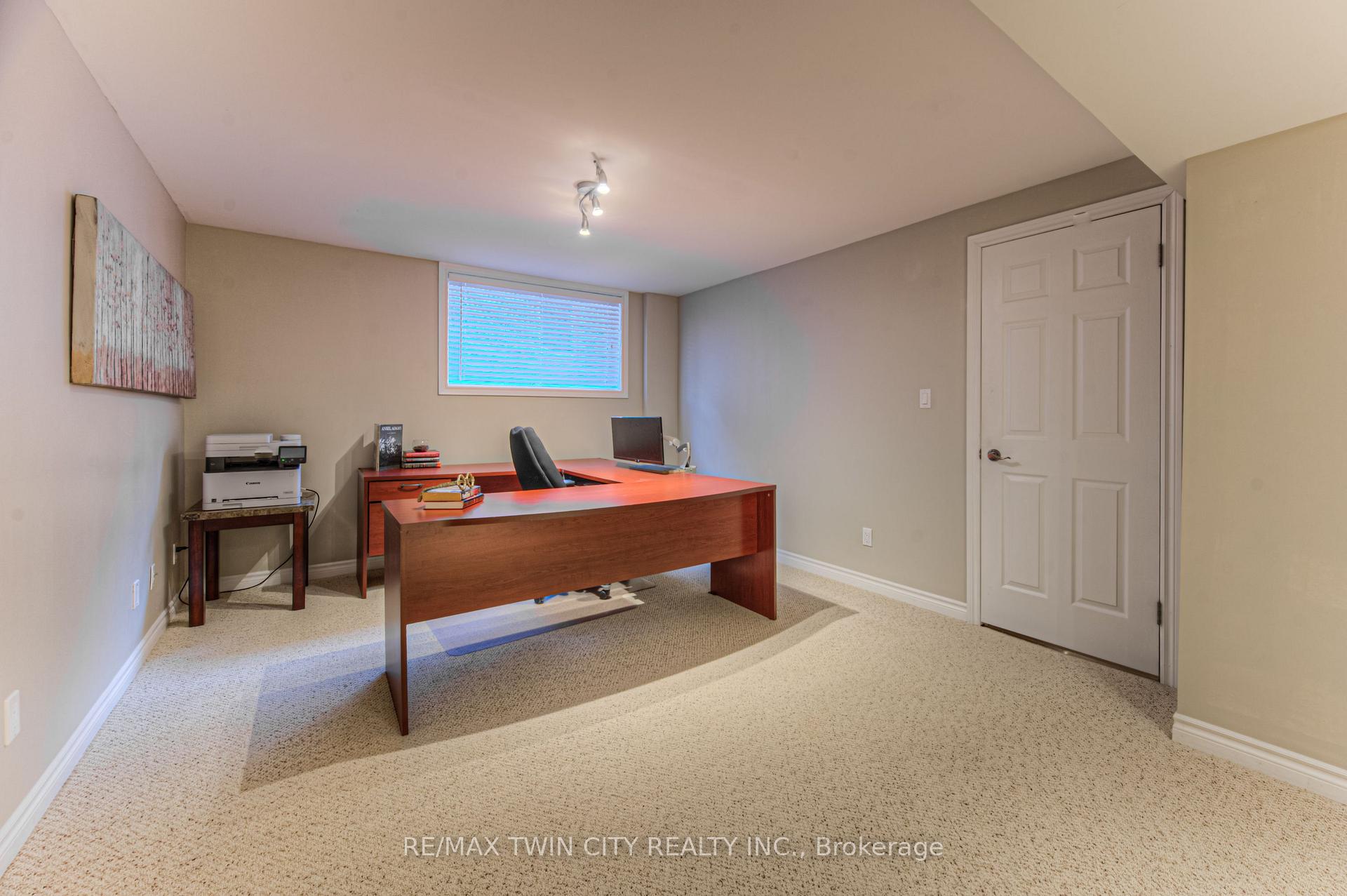 Photo 31 of 154 Forfar Avenue, Kitchener — HOMEH