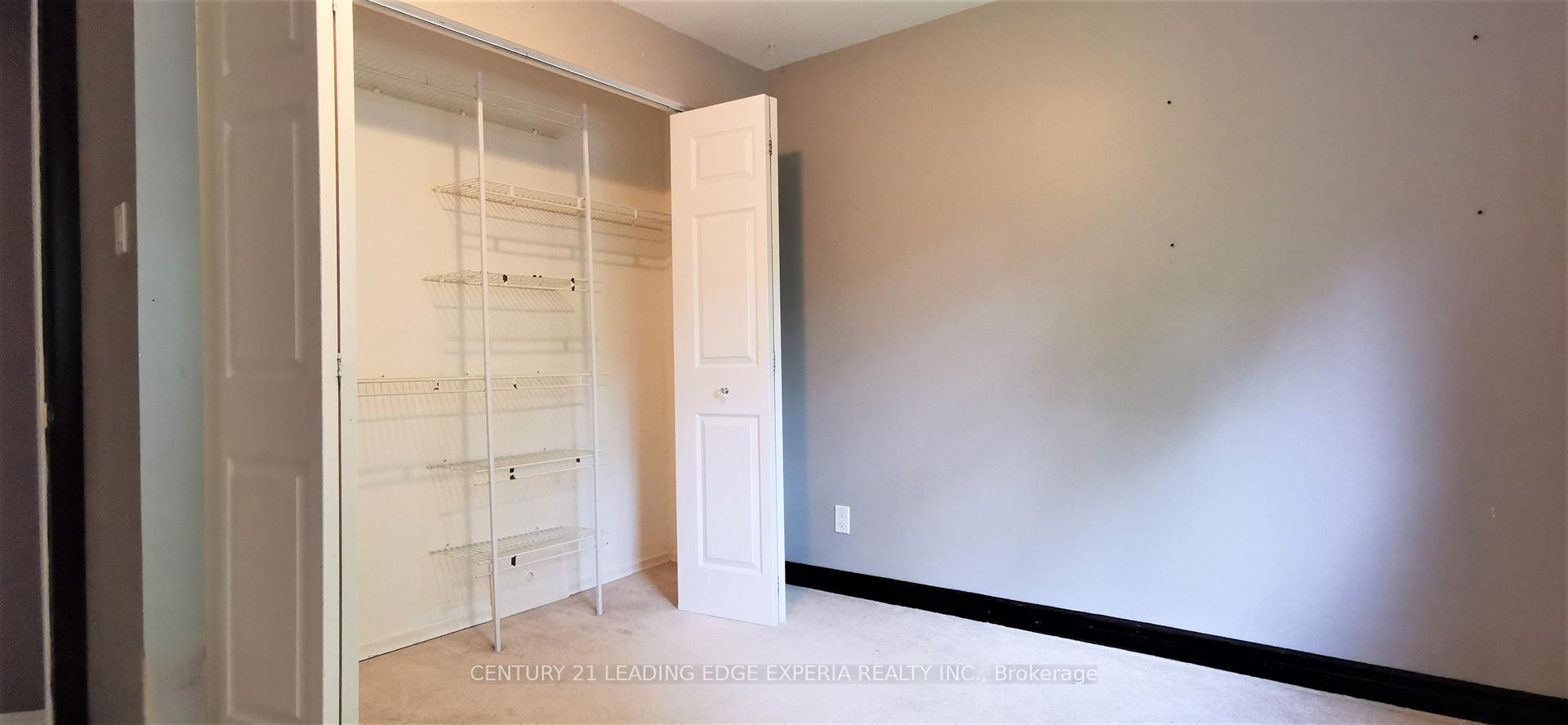 Photo 12 of 37 Sir Brandiles Place, Markham, Markham Village — HOMEH