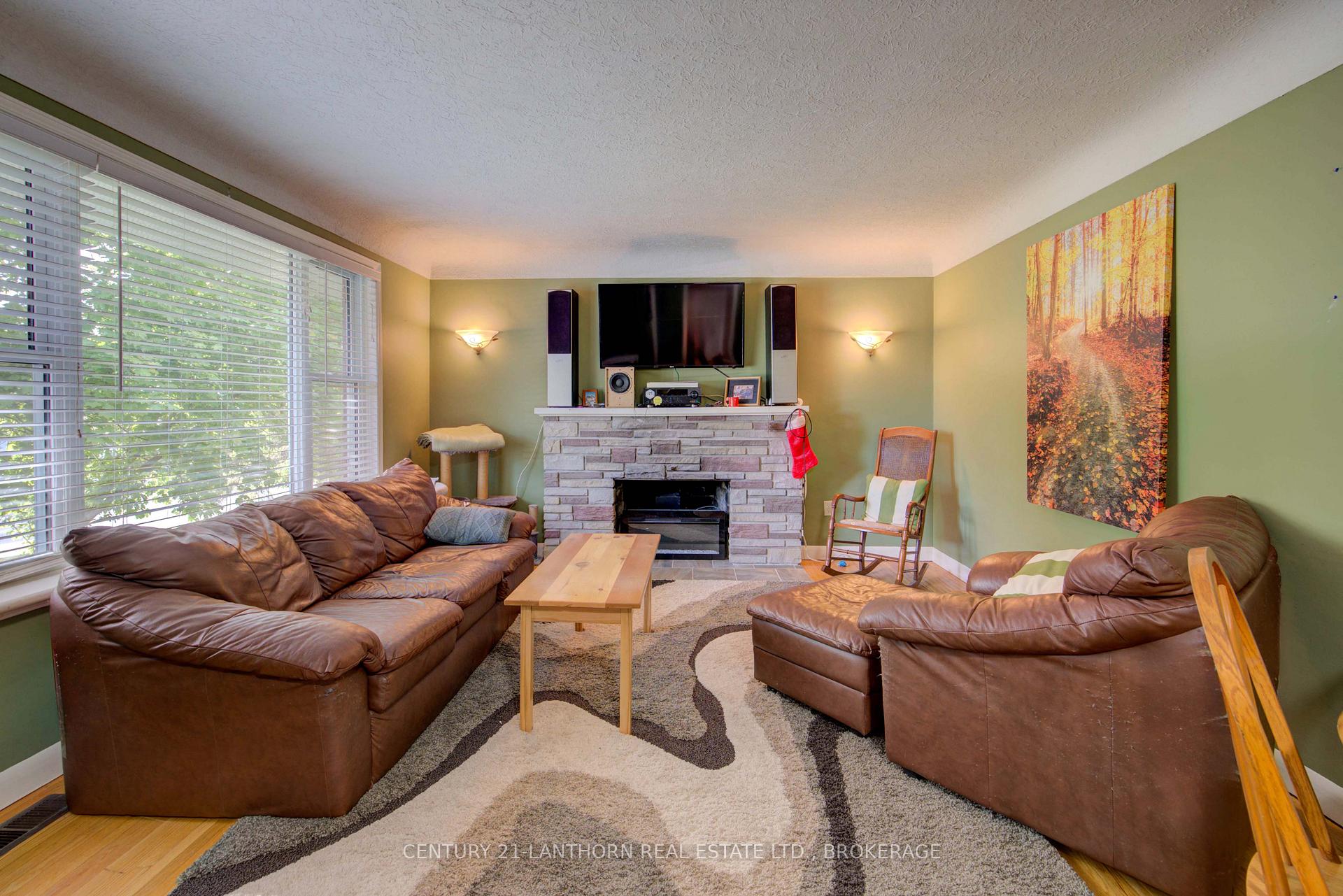 Photo 9 of 1189 Westbrook Road, Kingston, City Northwest — HOMEH