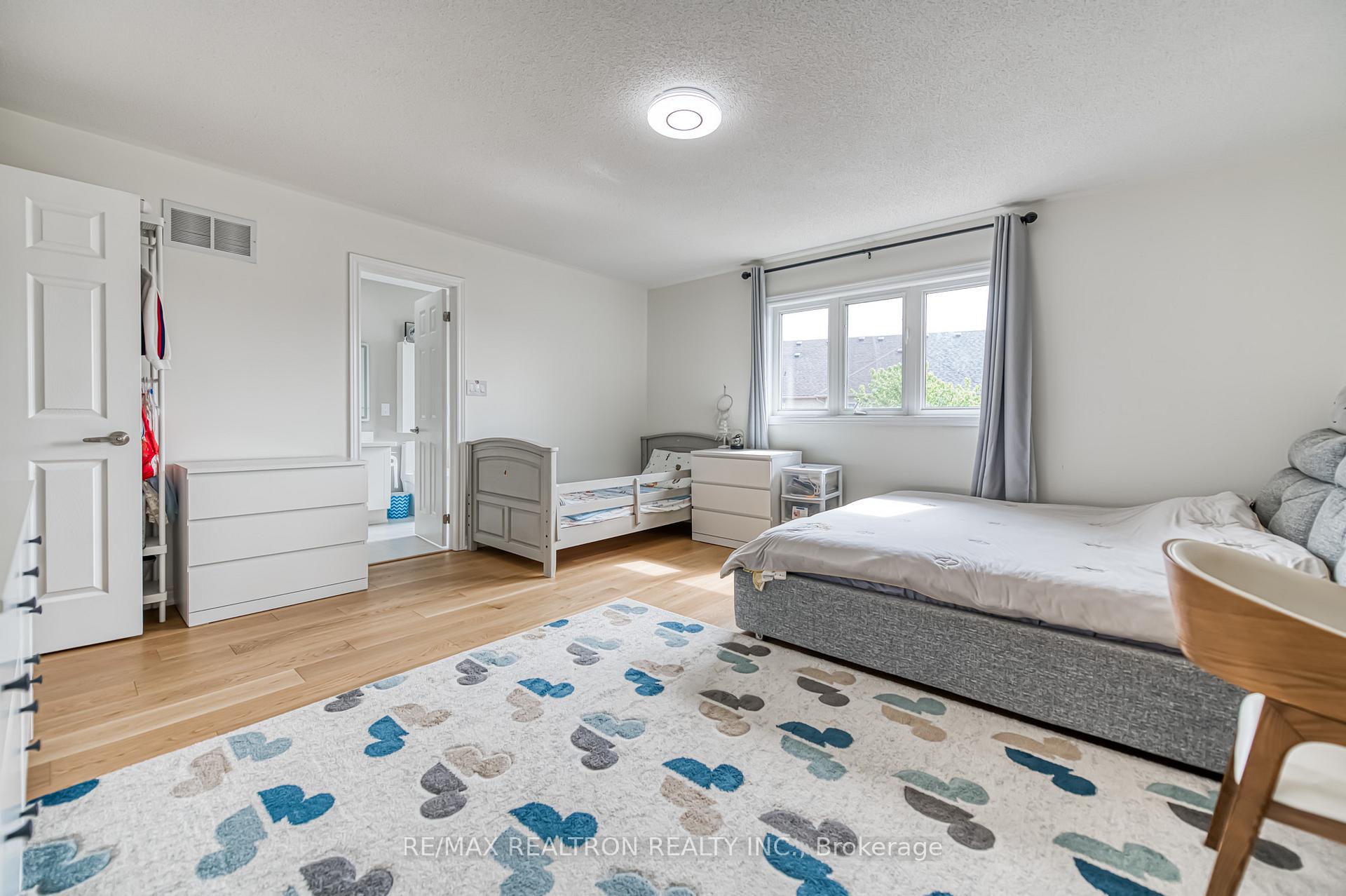 Photo 19 of 65 Harry Blaylock Drive E, Markham, Greensborough — HOMEH