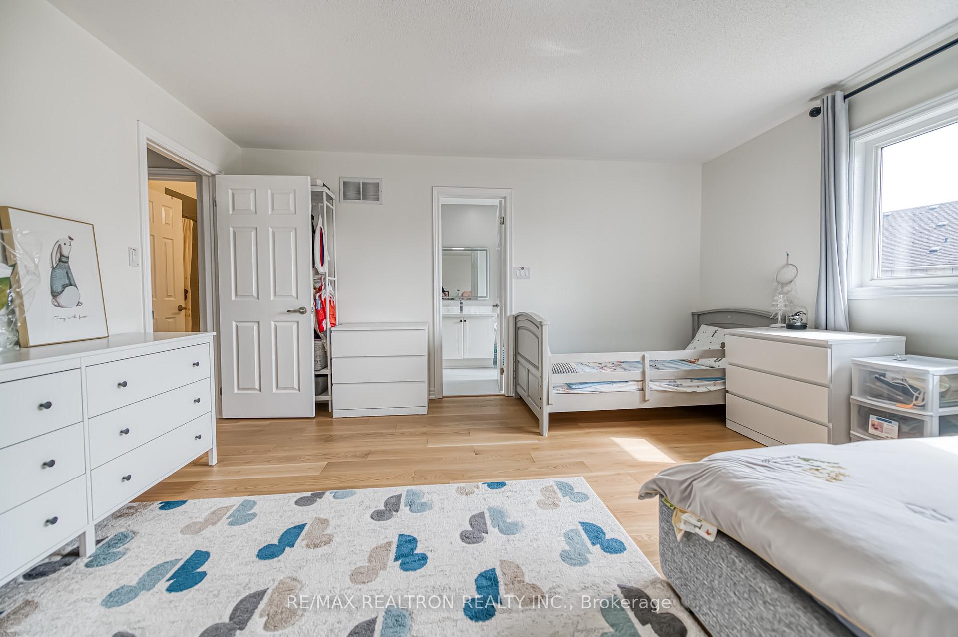 Photo 22 of 65 Harry Blaylock Drive E, Markham, Greensborough — HOMEH