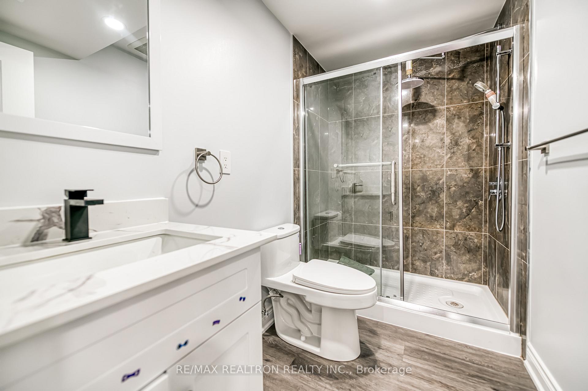 Photo 24 of 65 Harry Blaylock Drive E, Markham, Greensborough — HOMEH