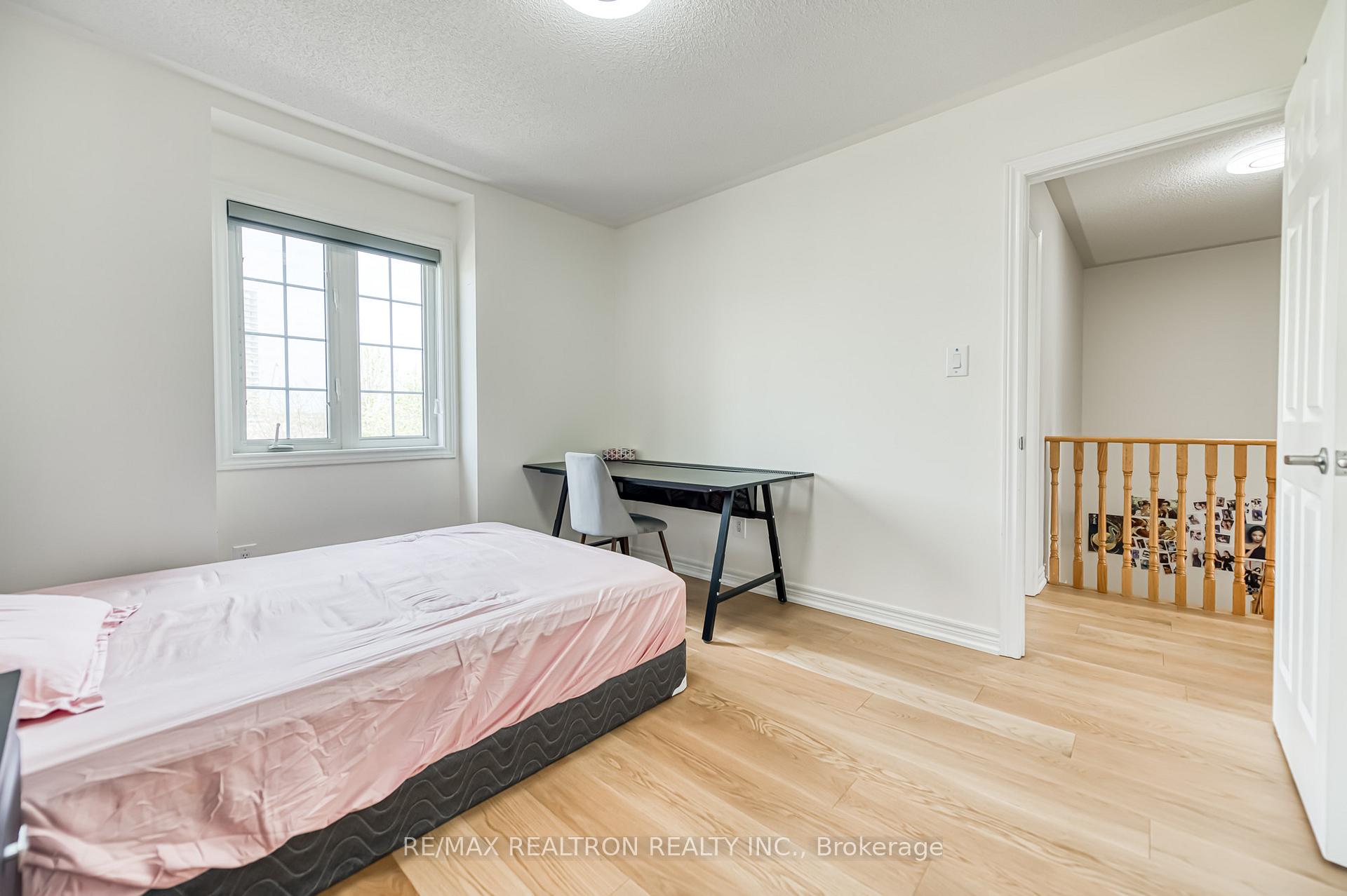 Photo 28 of 65 Harry Blaylock Drive E, Markham, Greensborough — HOMEH