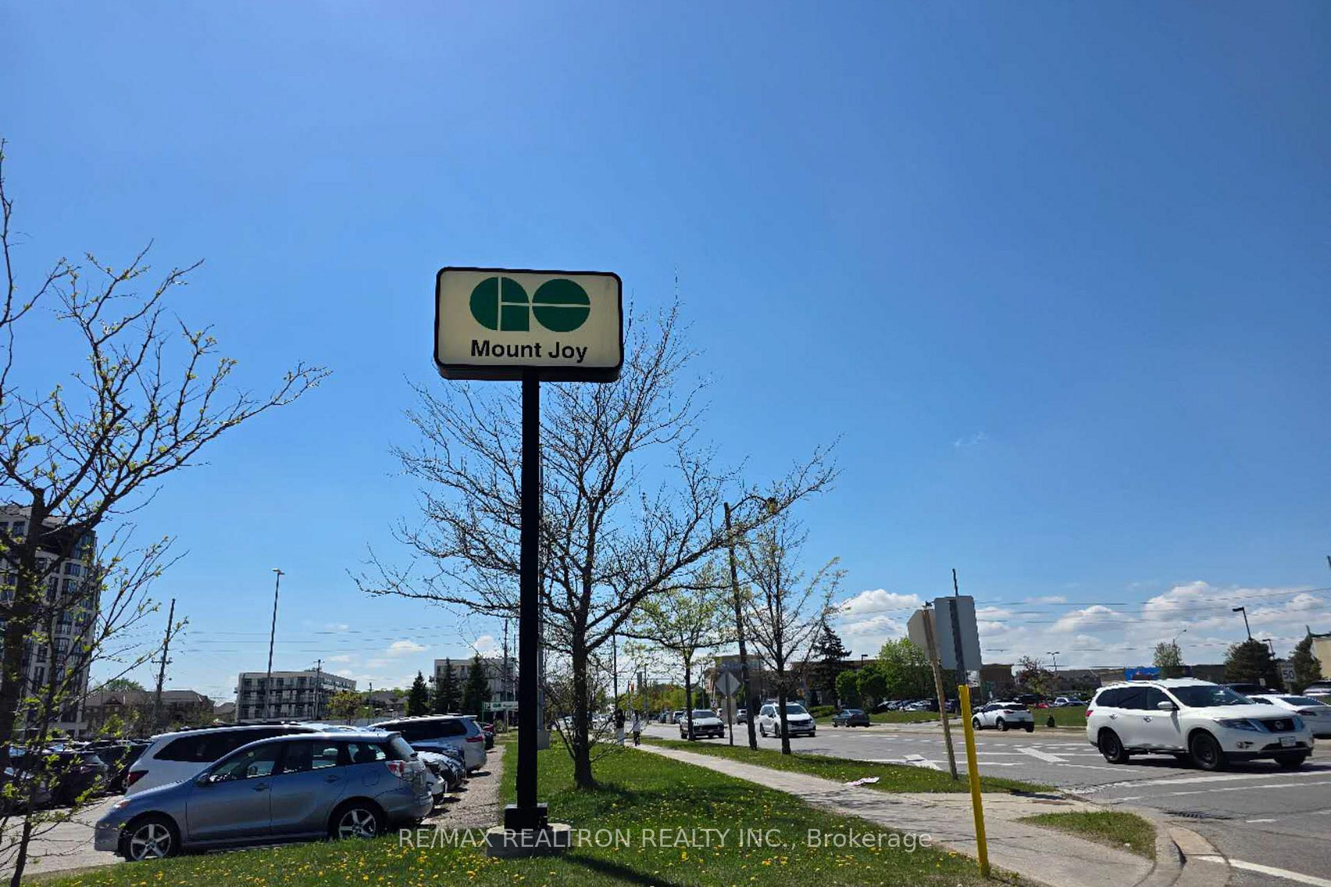 Photo 30 of 65 Harry Blaylock Drive E, Markham, Greensborough — HOMEH