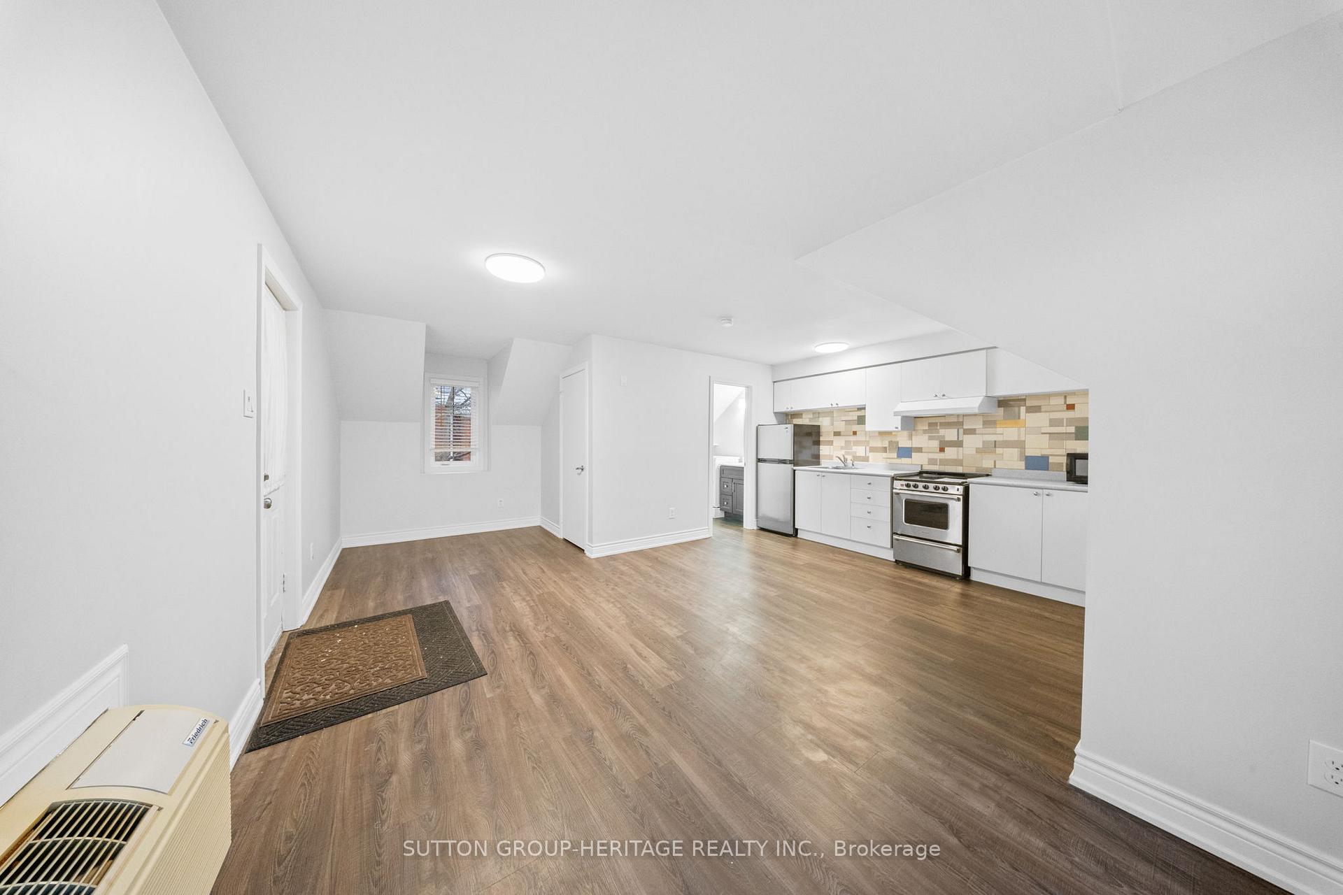 Photo 2 of 2 Glendennan Avenue, Markham, Cornell — HOMEH