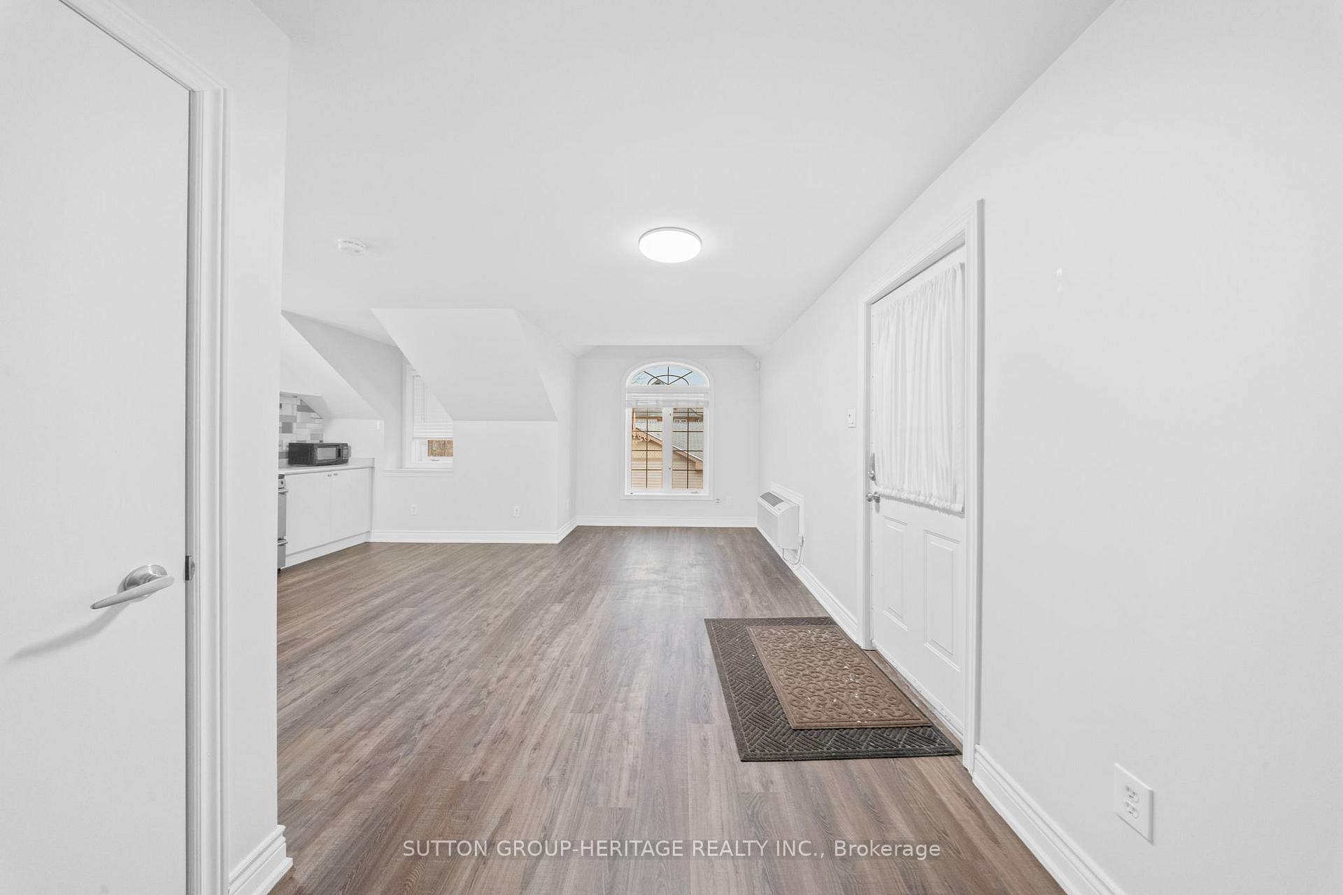 Photo 3 of 2 Glendennan Avenue, Markham, Cornell — HOMEH